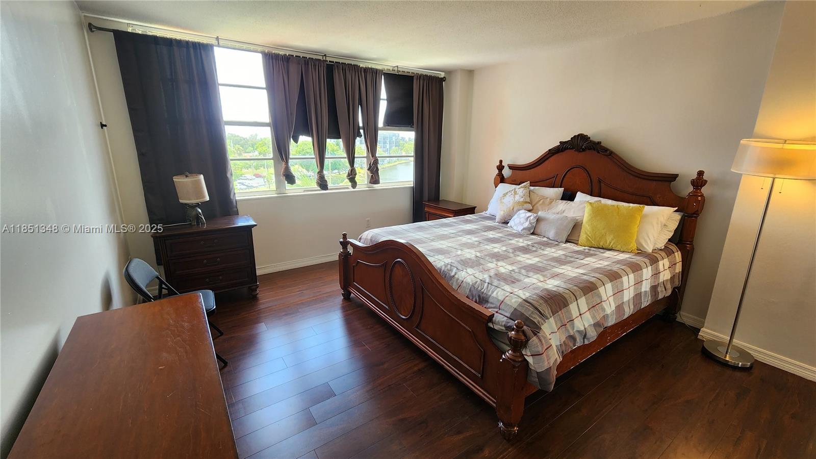 Property photo # 9