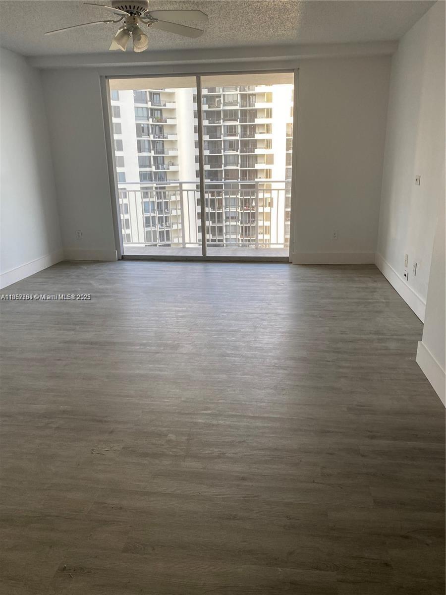 770 Claughton Island Dr #1605, Miami FL 33131
