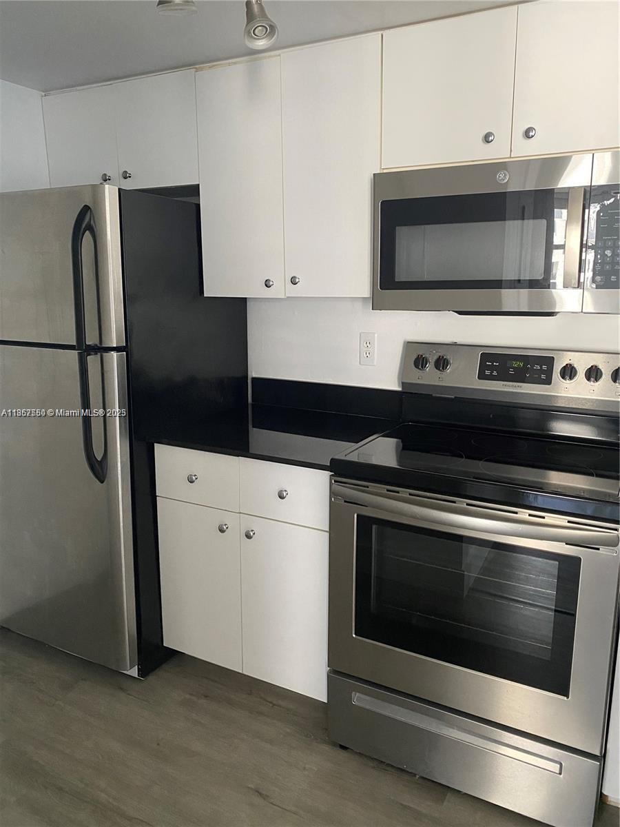 770 Claughton Island Dr #1605, Miami FL 33131