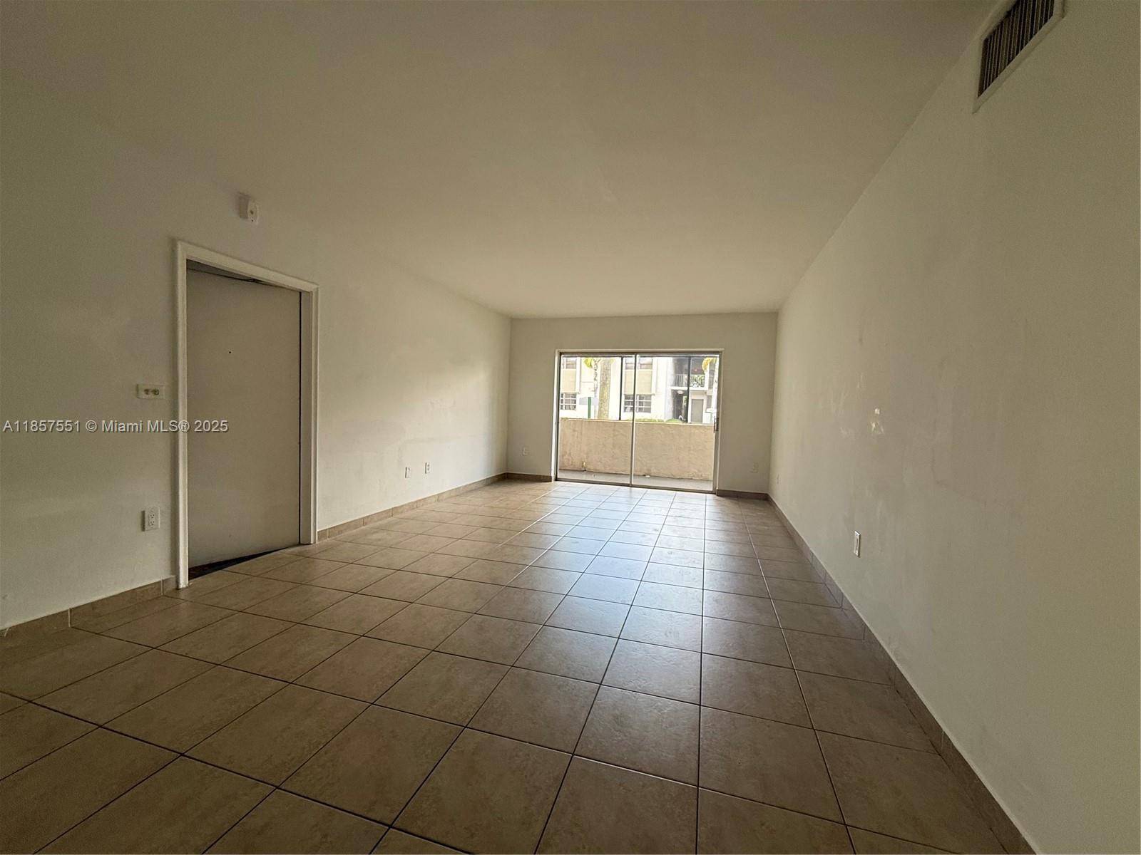 7957 SW 104 ST 107-B #107-B Miami FL