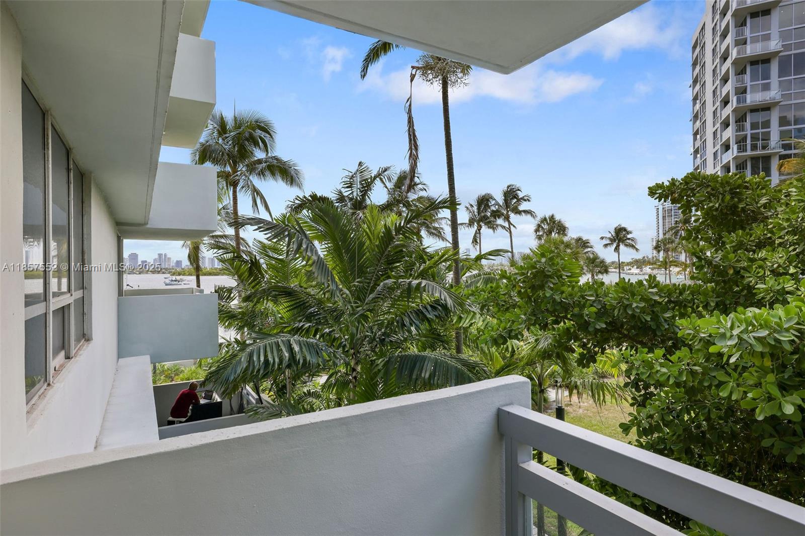 Property photo # 0