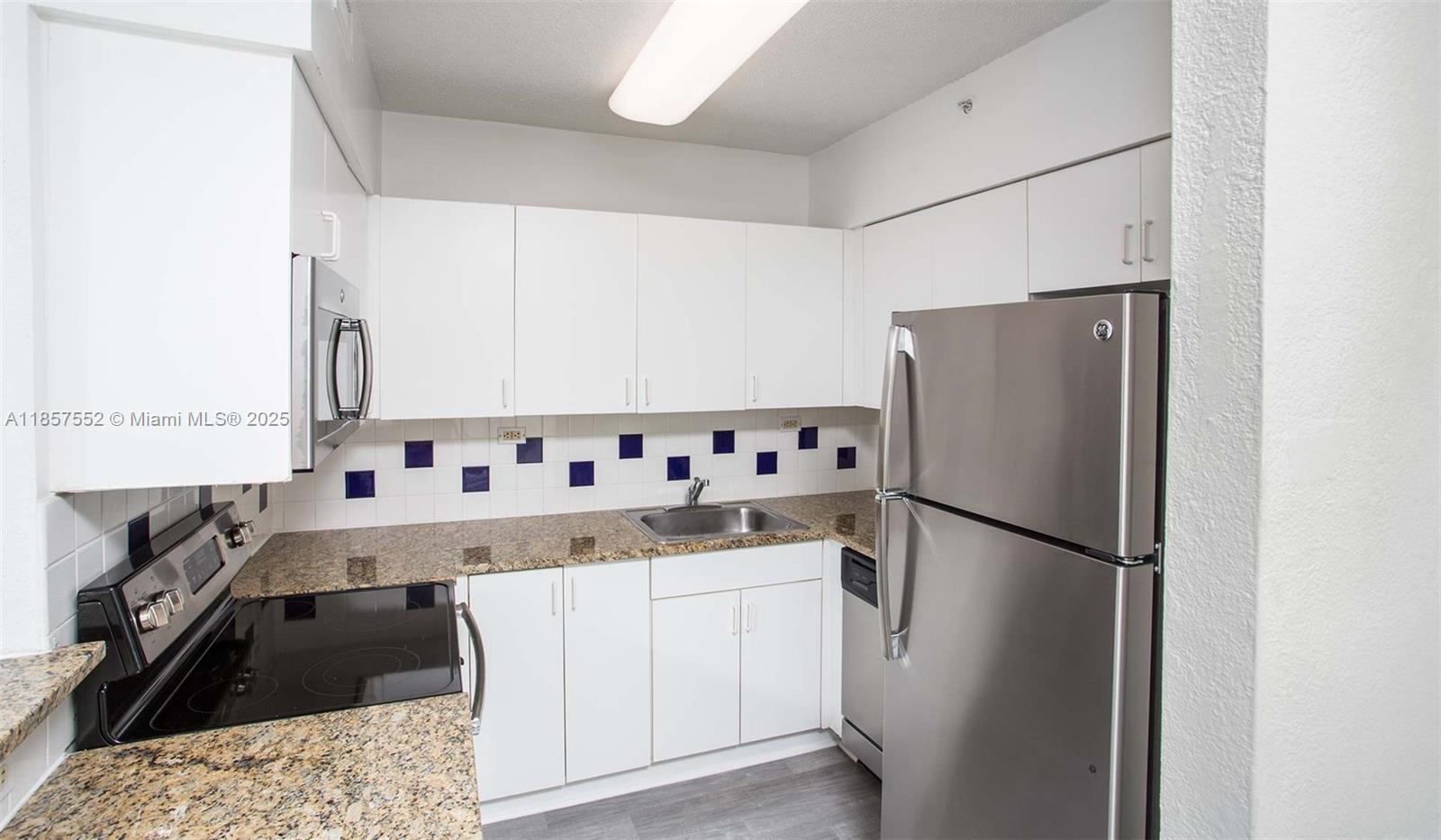 Property photo # 4