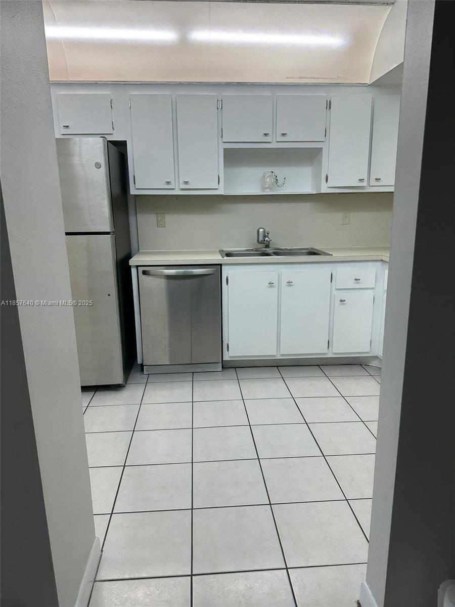 Property photo # 4
