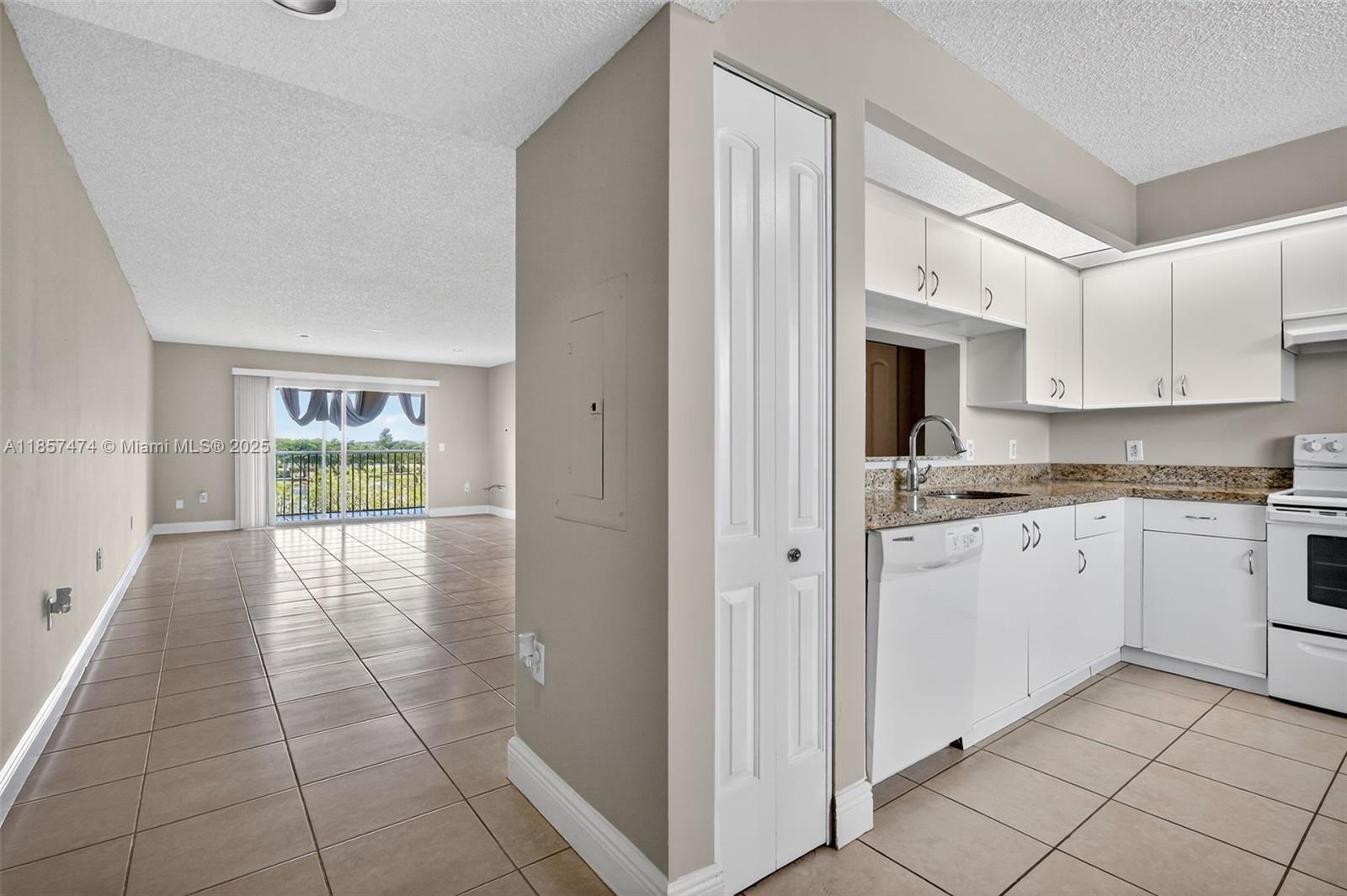 Property photo # 0