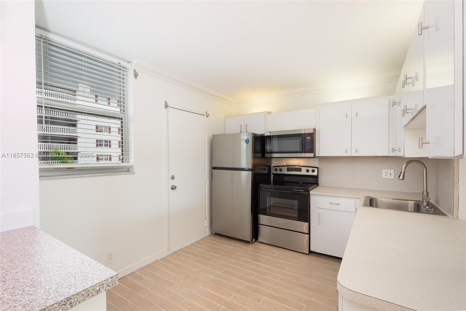 Property photo # 7