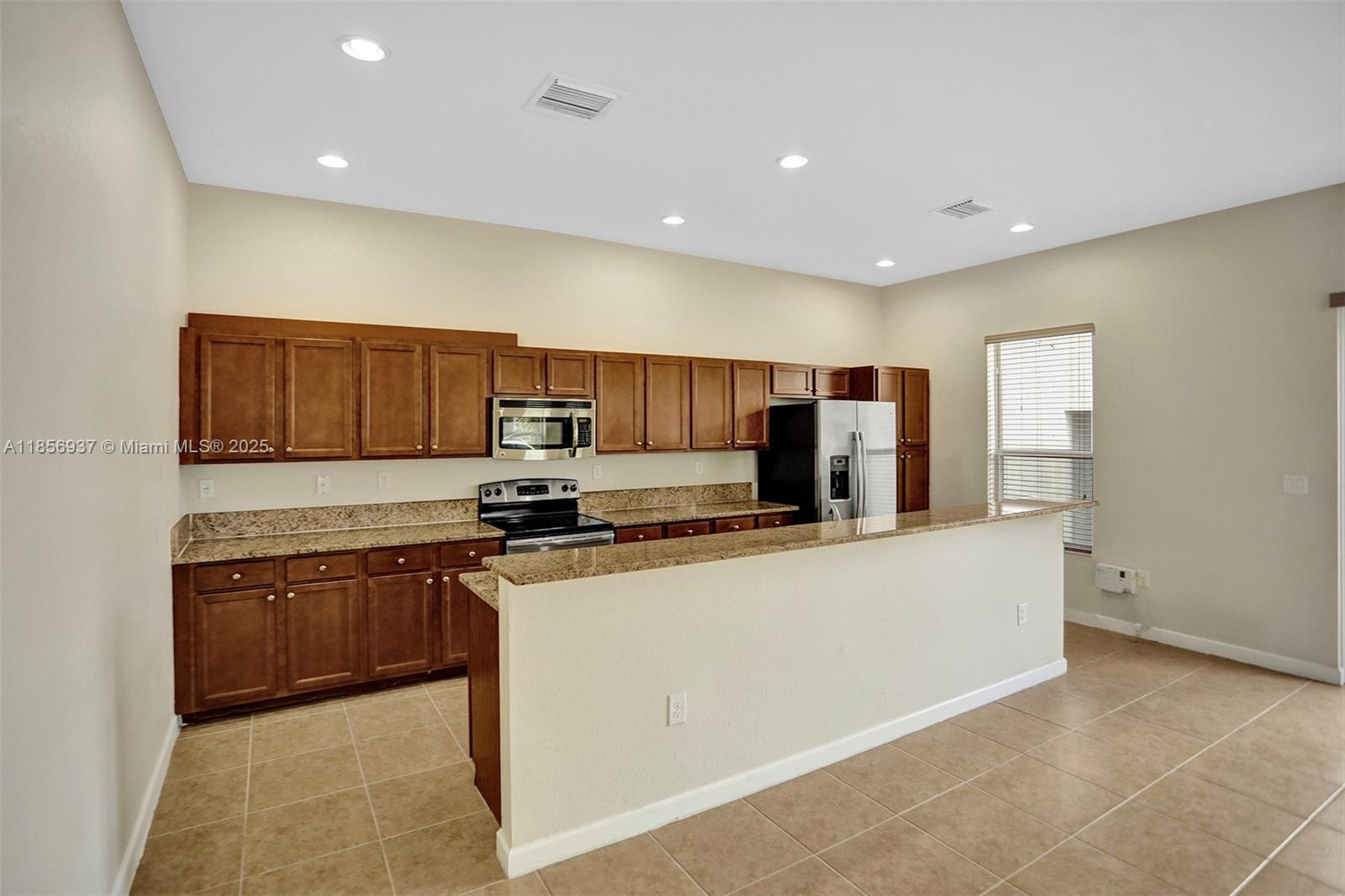 Property photo # 3