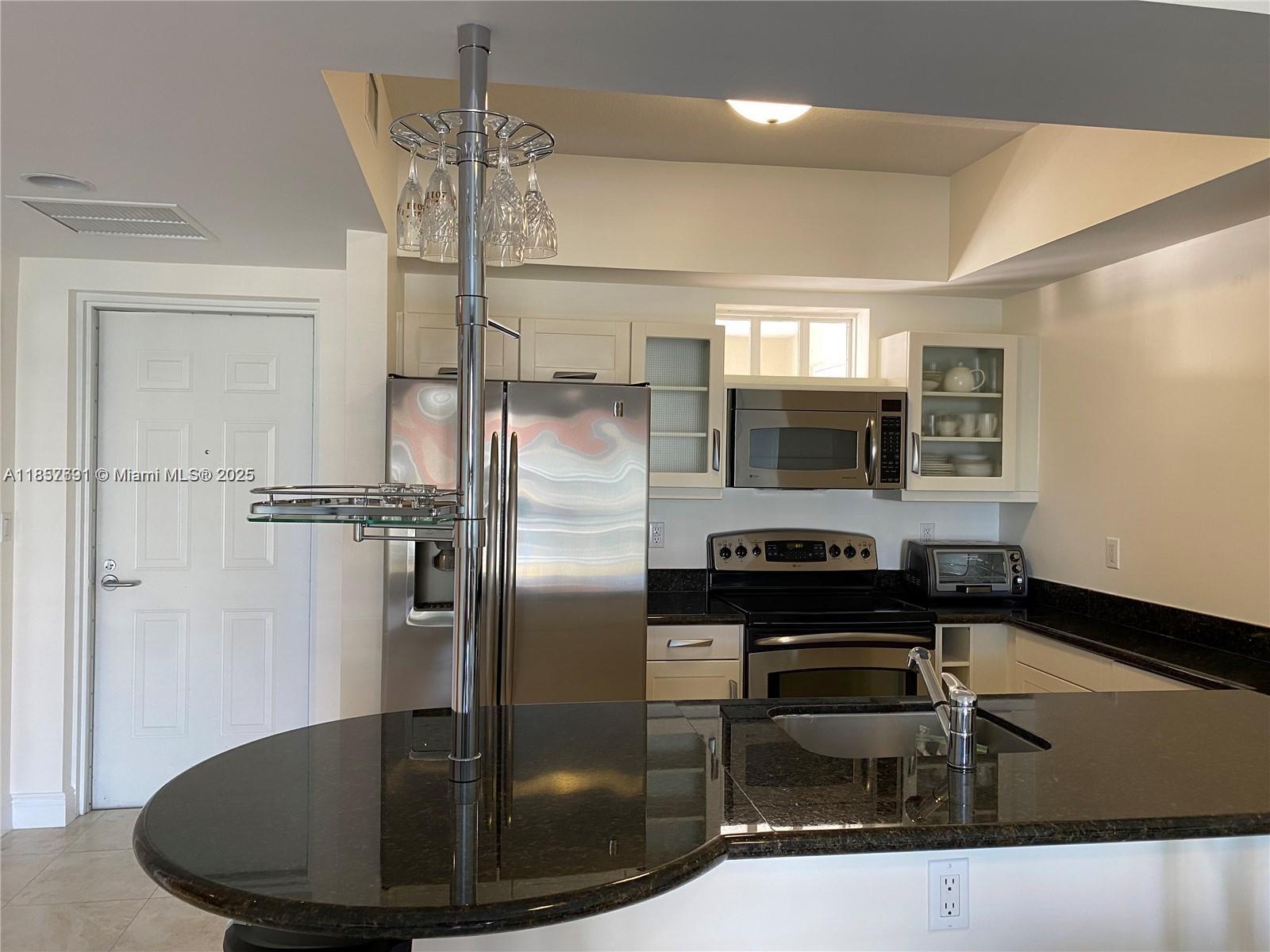 Property photo # 0