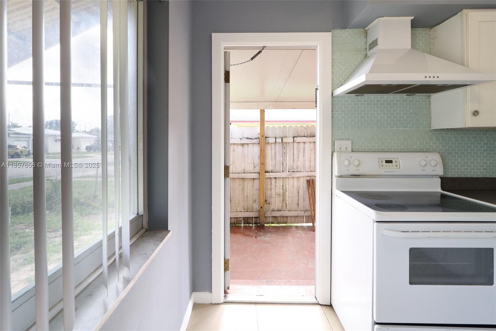Property photo # 8