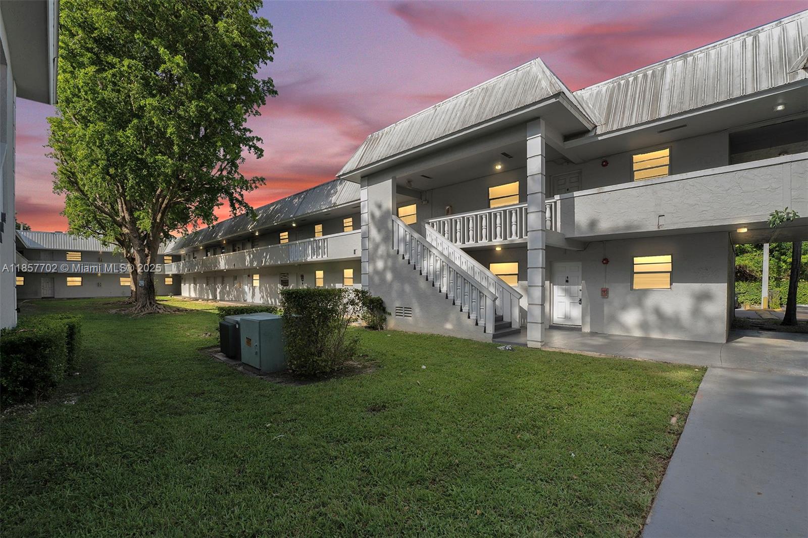 Property photo # 0