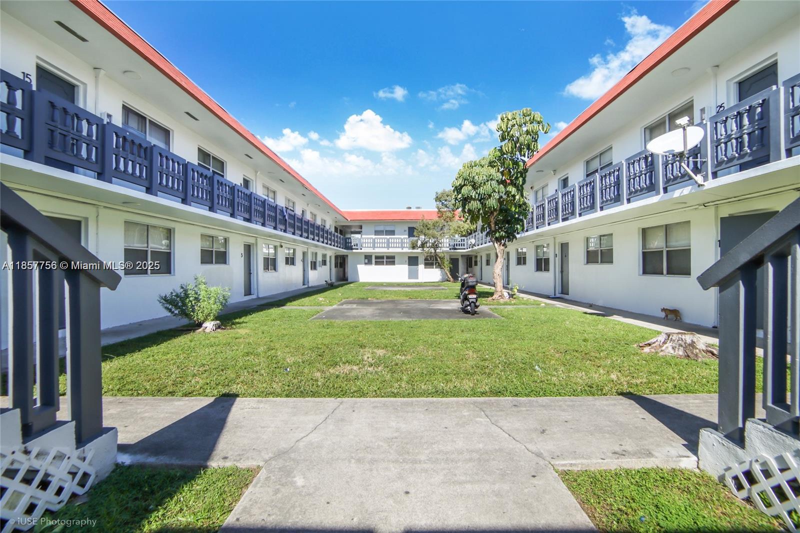 Property photo # 0