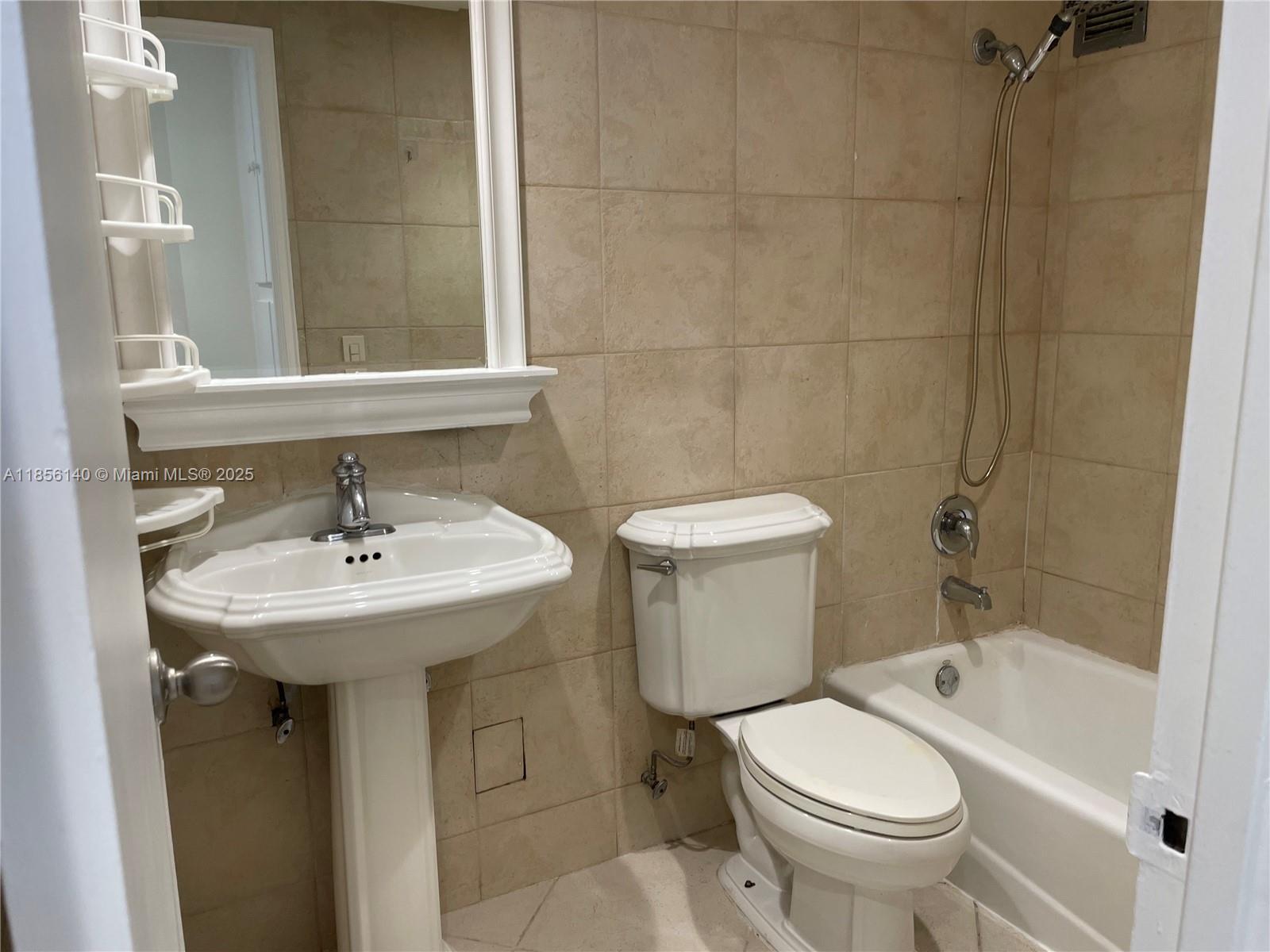 Property photo # 9