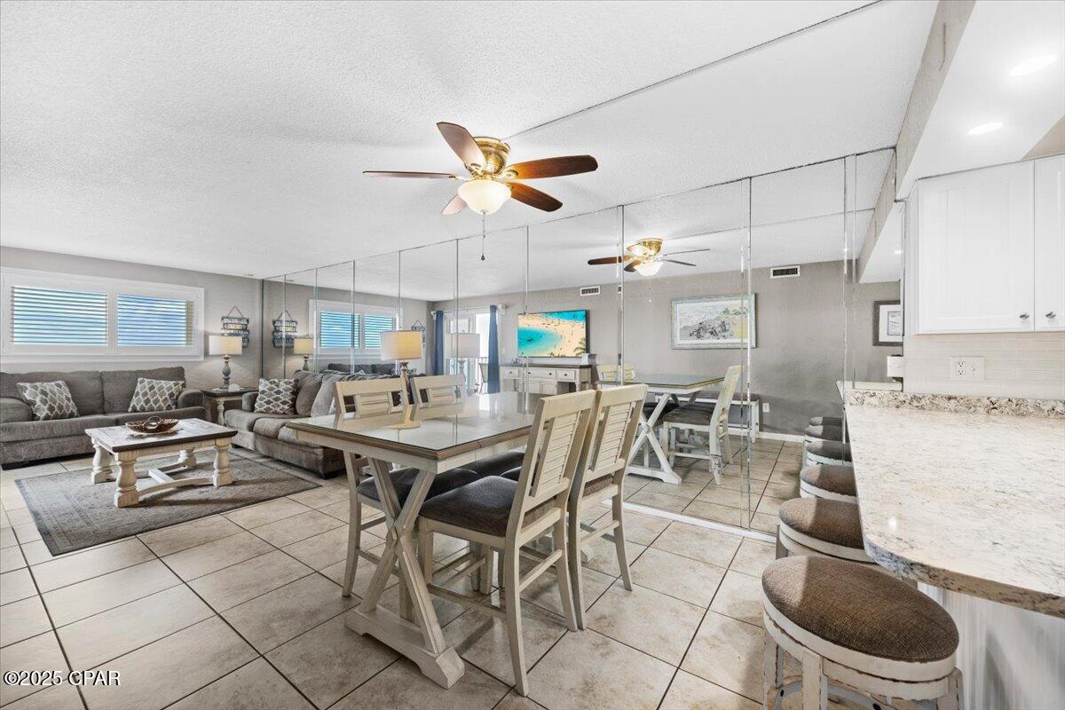 Image 2 For 5801 Thomas Drive 1003