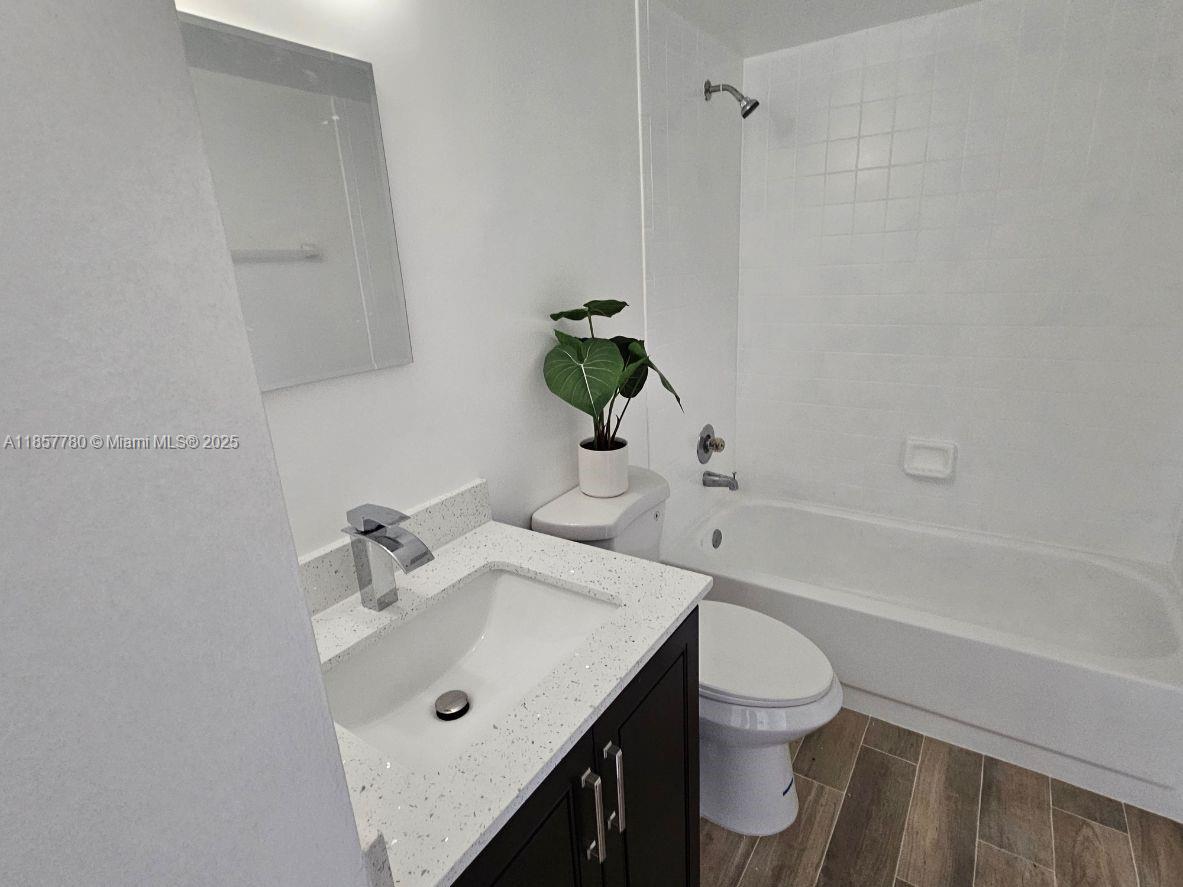 Property photo # 2