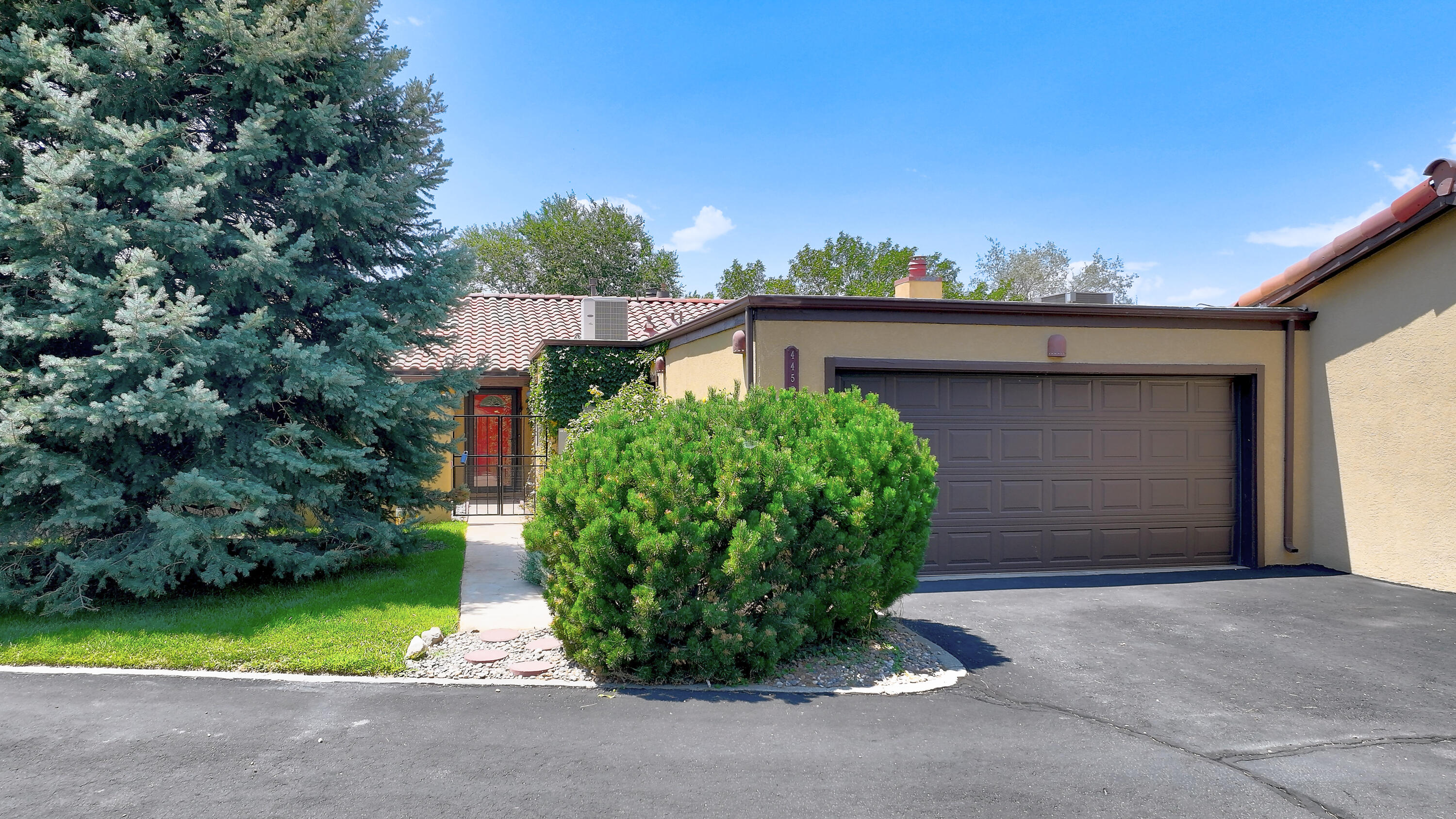 Homes for sale in Albuquerque, NM | 4453 Linden Ln Ne, Albuquerque, NM 87111 | MLS# 1089545