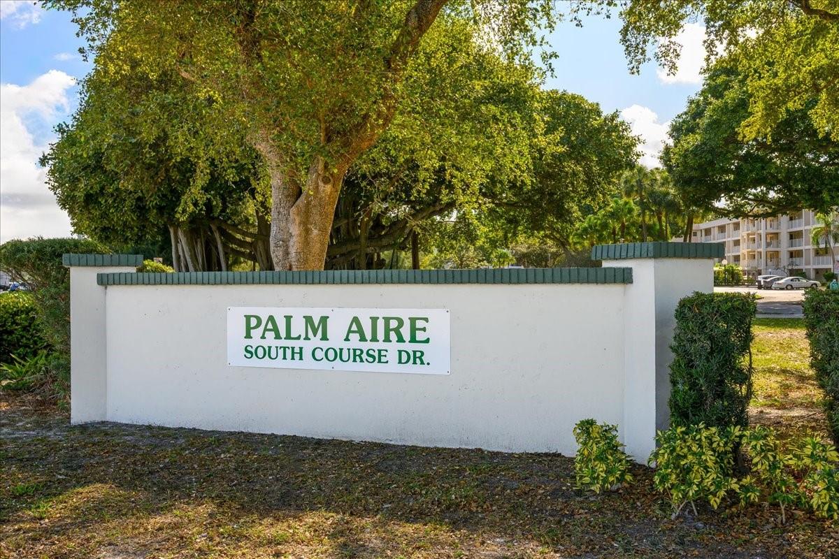 Palm-Aire Country Club