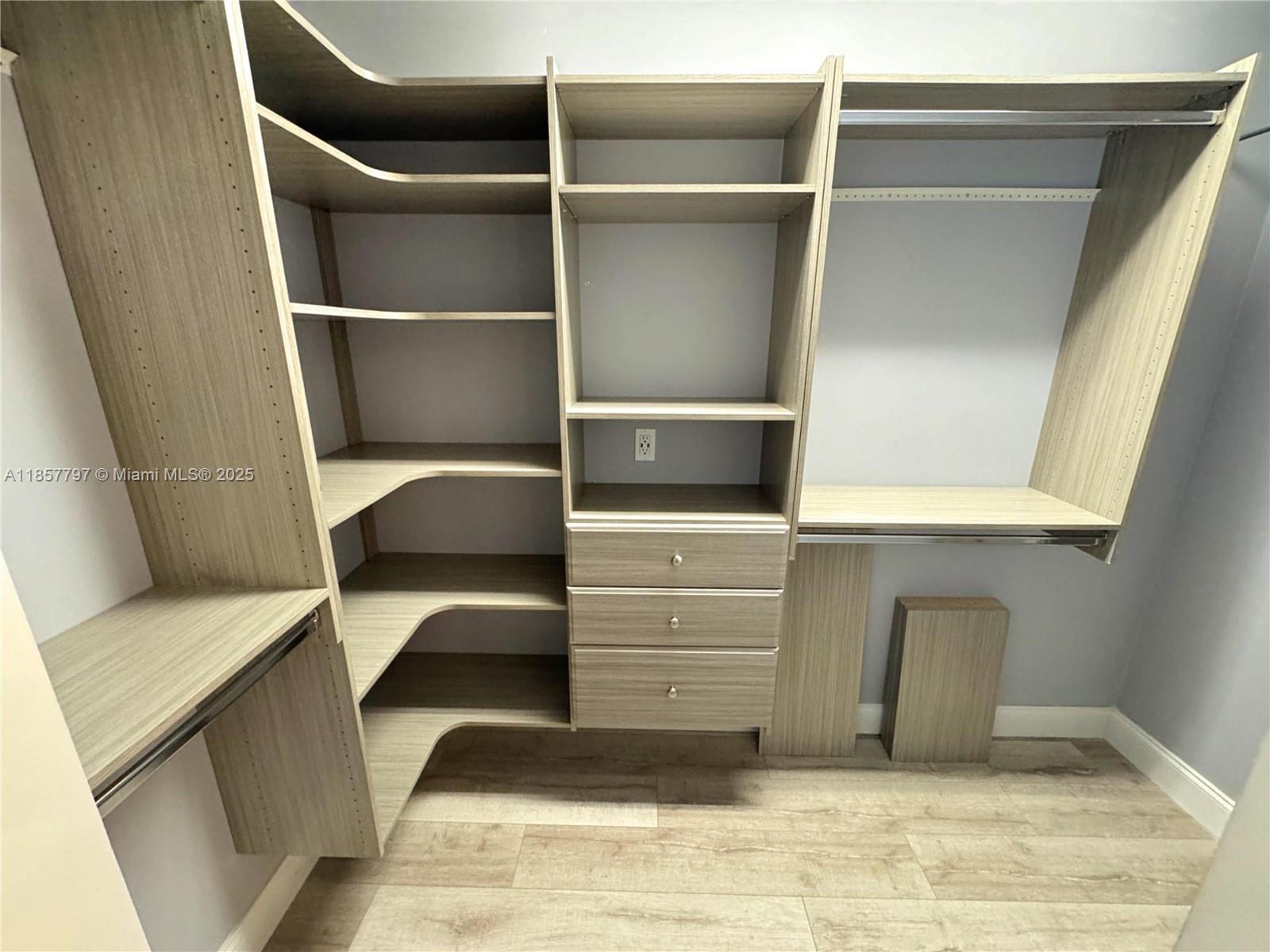 Property photo # 7