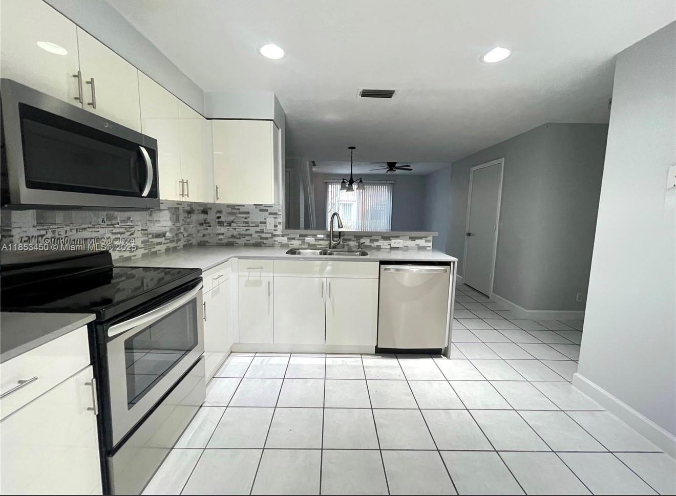 Property photo # 9