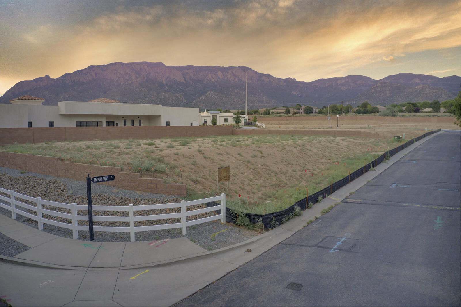 12501 MCKAY Way NE Albuquerque, NM 87111