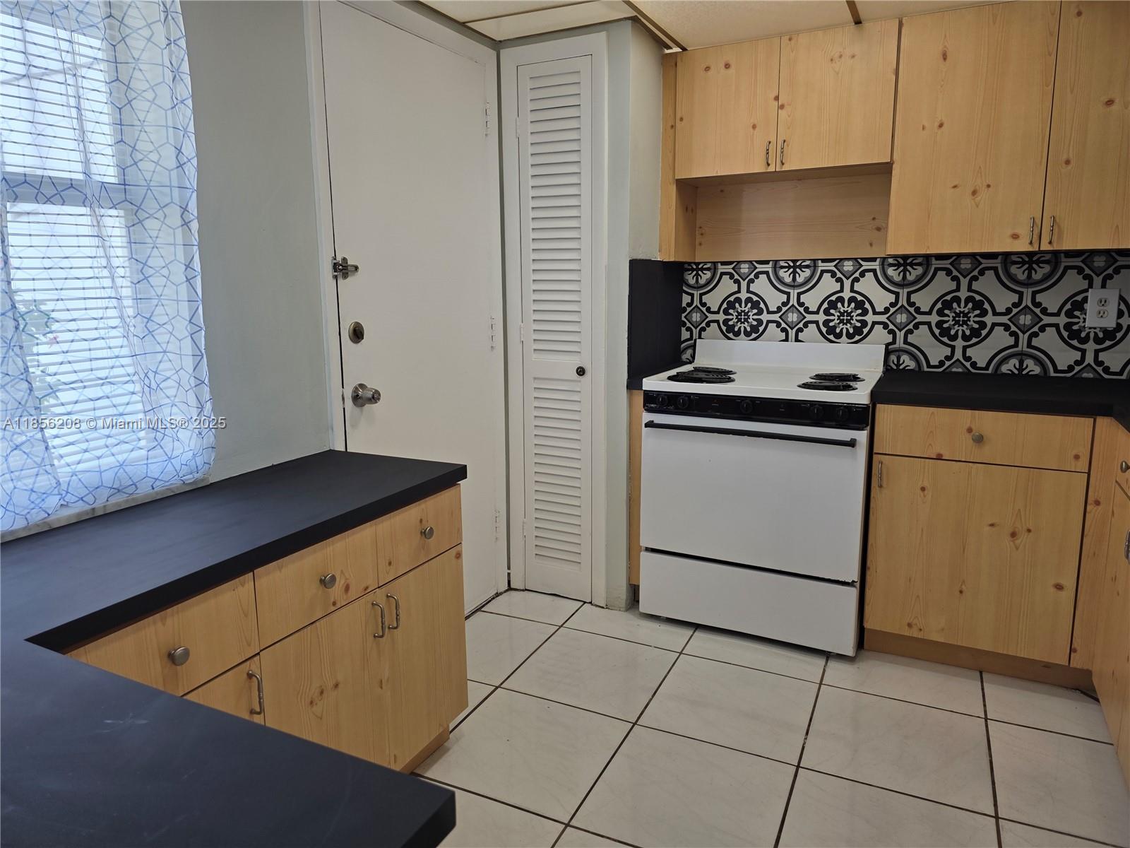 Property photo # 8