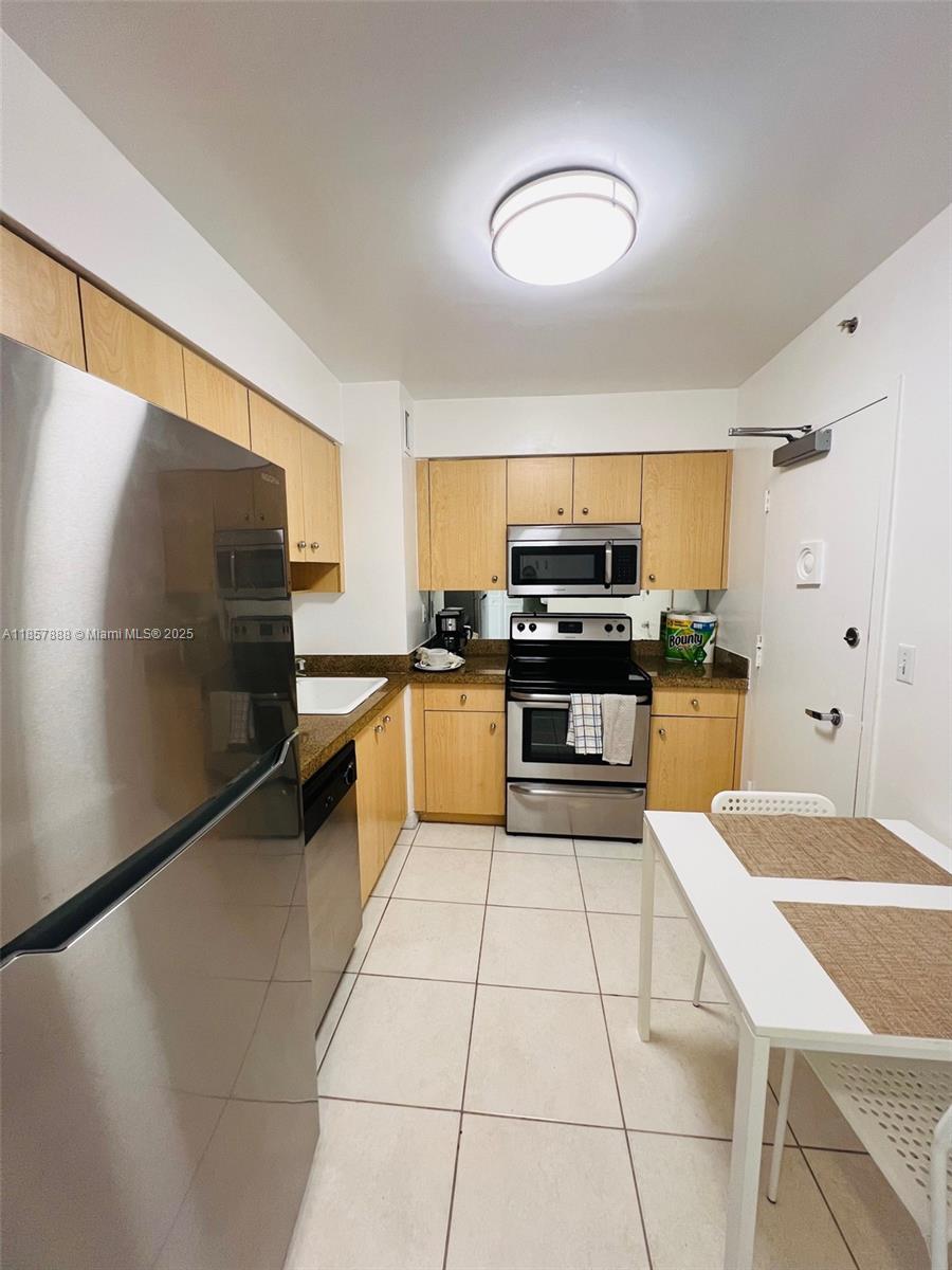 Property photo # 6
