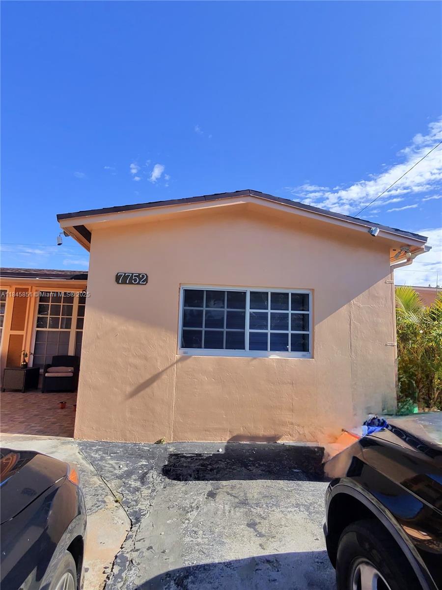 Property photo # 0