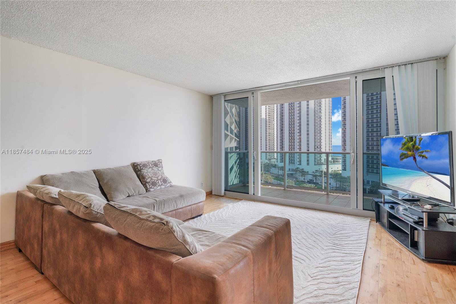 Property photo # 2