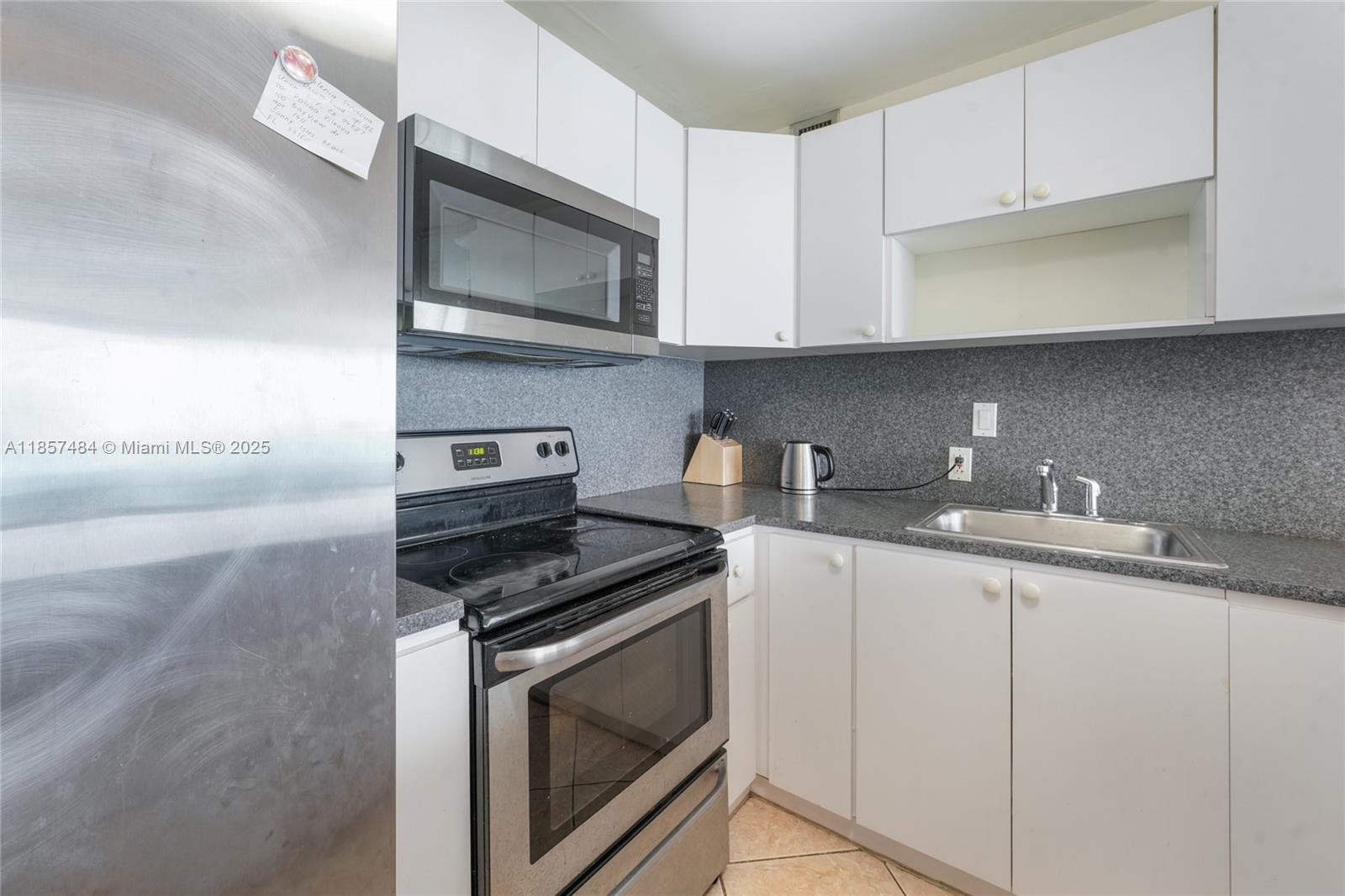 Property photo # 6