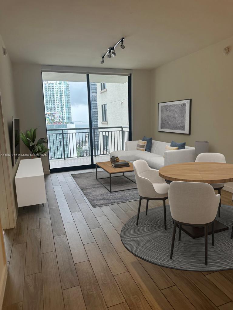 Property photo # 7