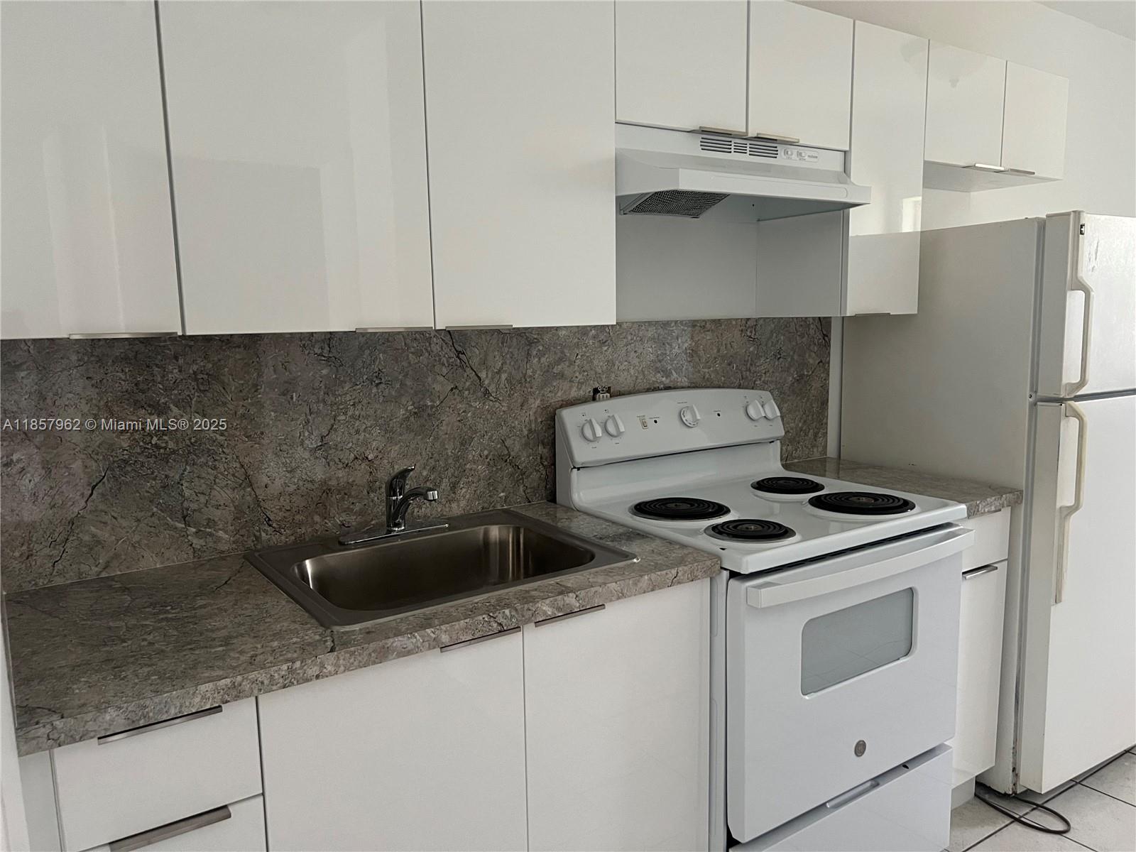 Property photo # 3
