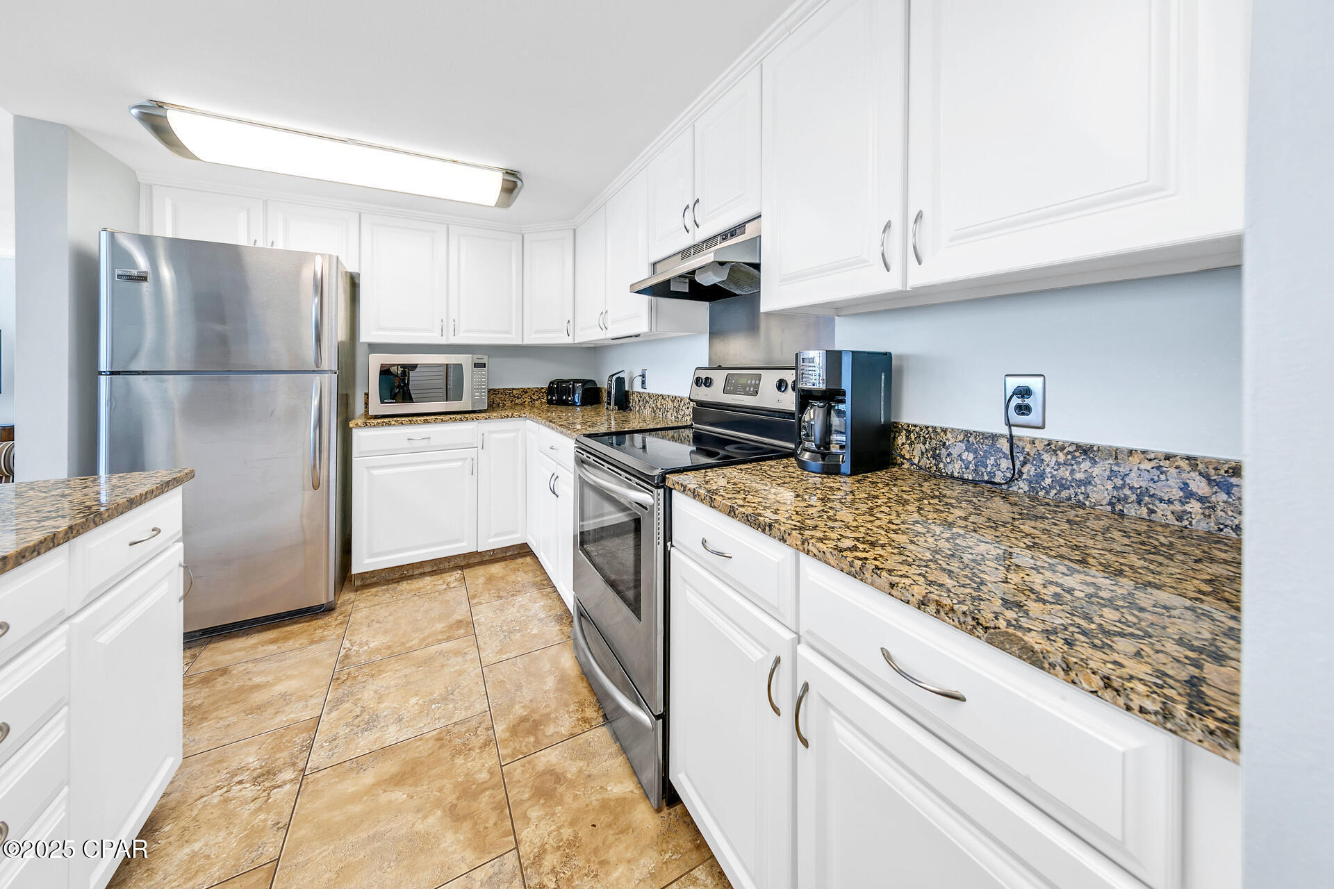 Image 10 For 17351 Front Beach Road W602