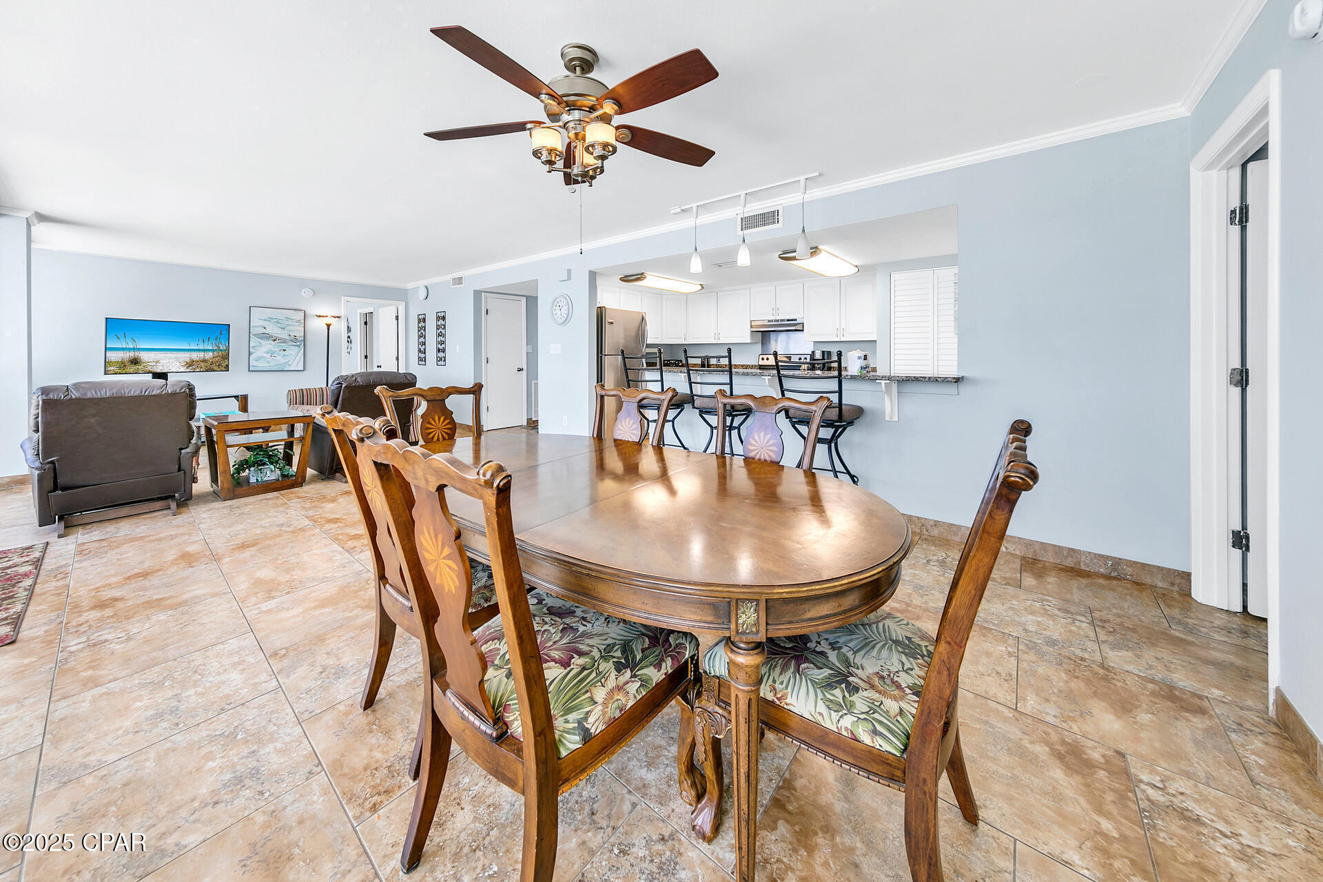 Image 7 For 17351 Front Beach Road W602