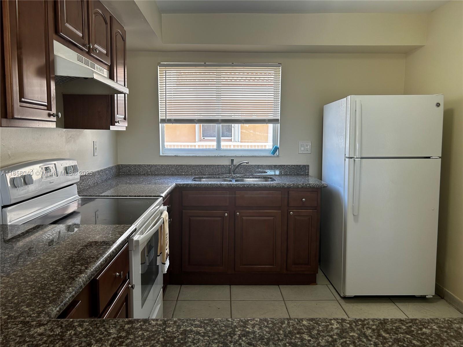 Property photo # 7