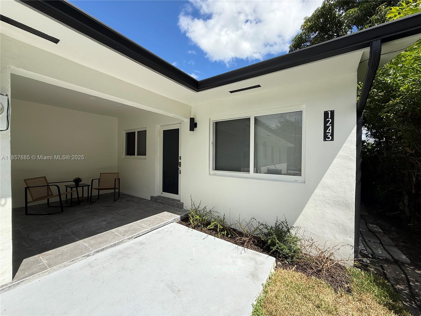 Property photo # 0