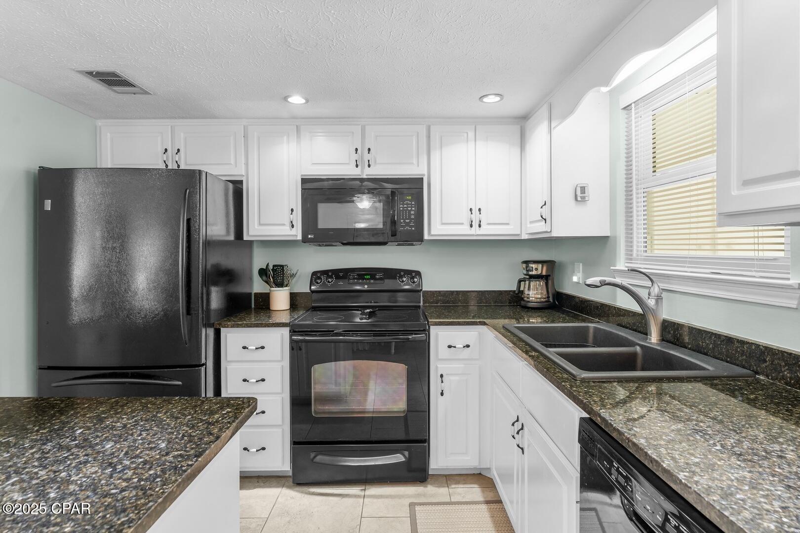 Image 11 For 222 White Sandy Drive