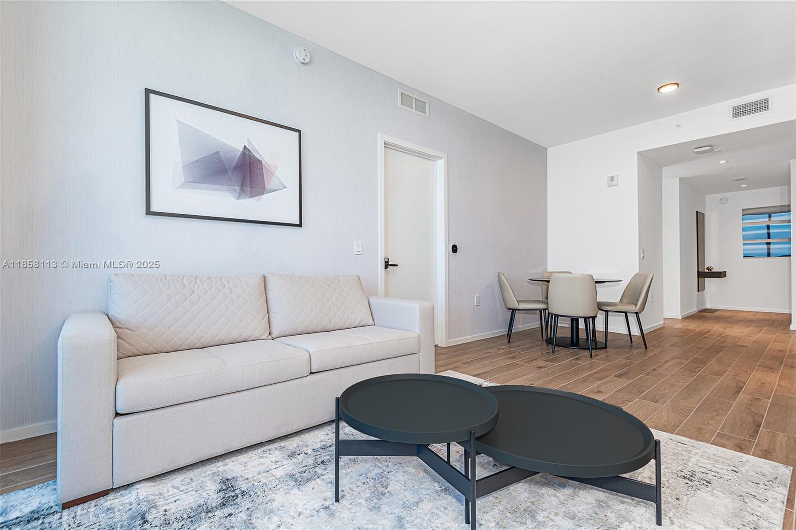 Property photo # 6