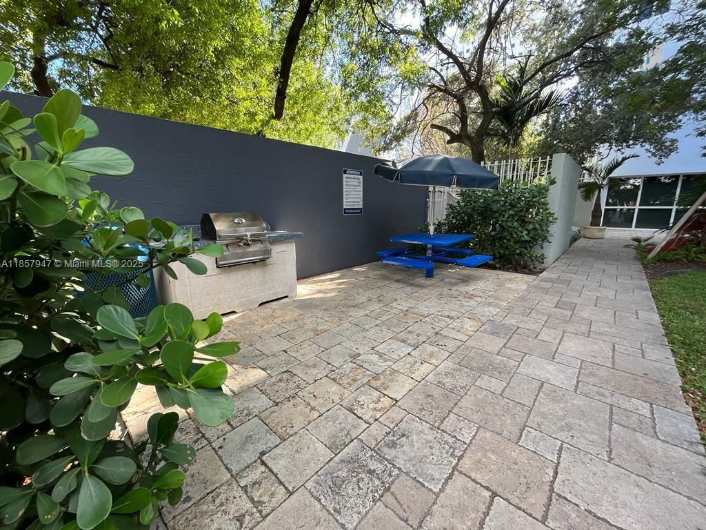 Property photo # 9