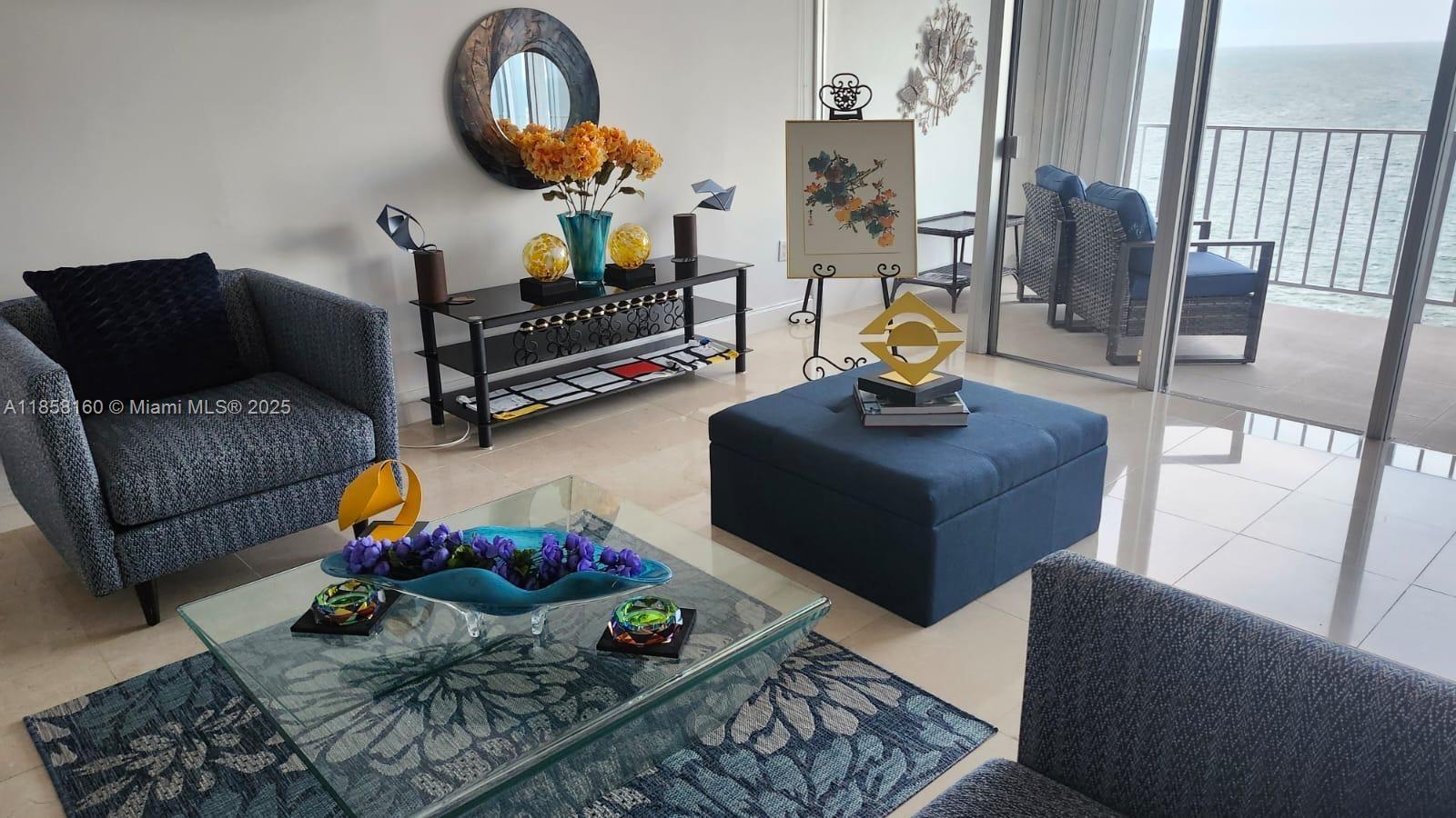 881 Ocean Dr #16F, Key Biscayne FL 33149