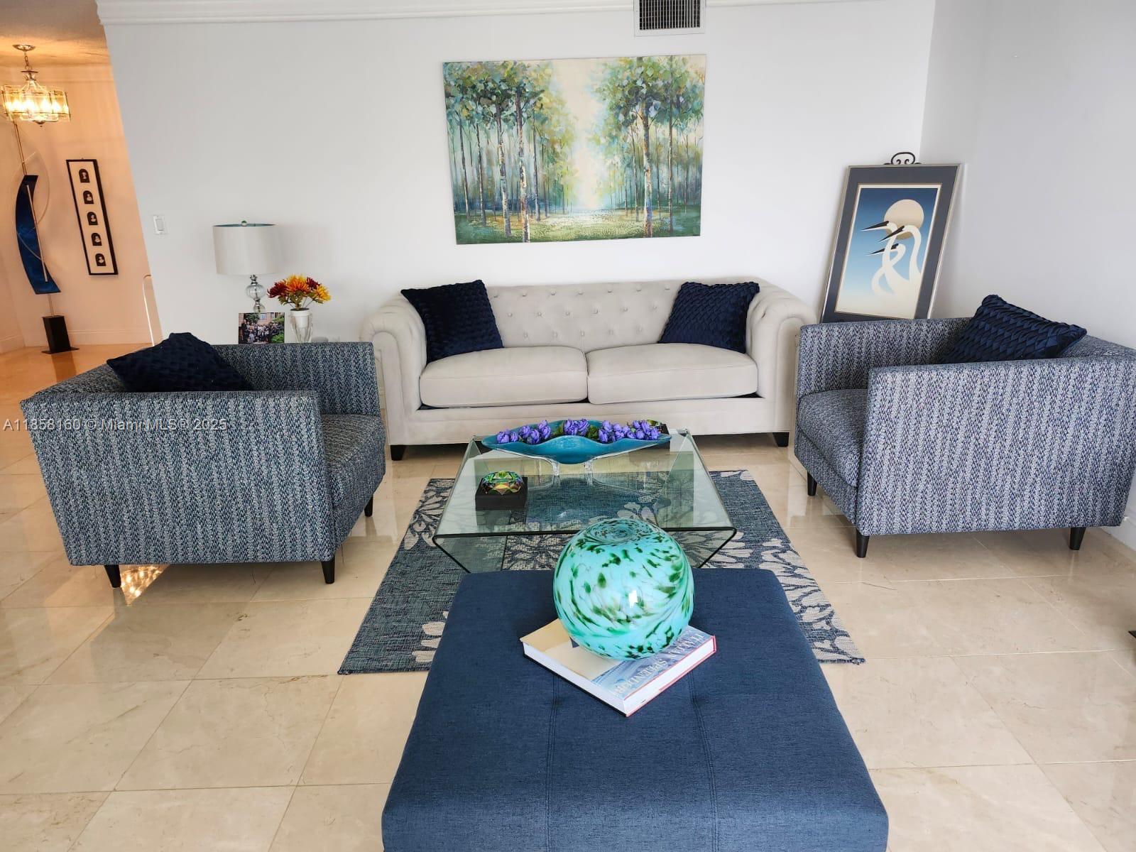881 Ocean Dr #16F, Key Biscayne FL 33149