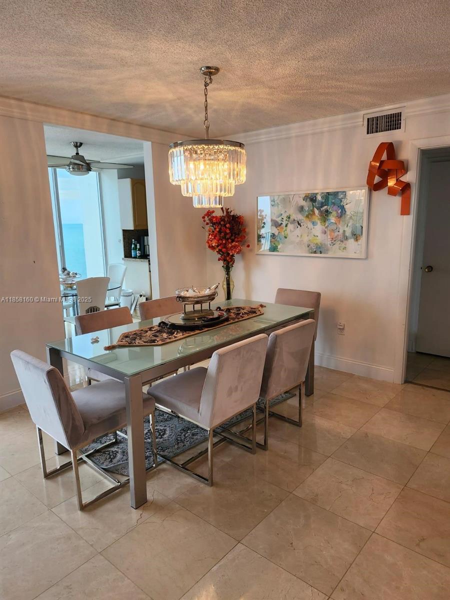 881 Ocean Dr #16F, Key Biscayne FL 33149