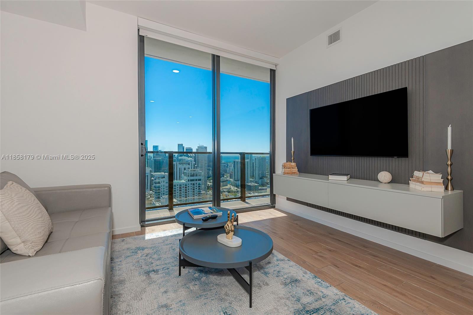 Property photo # 9
