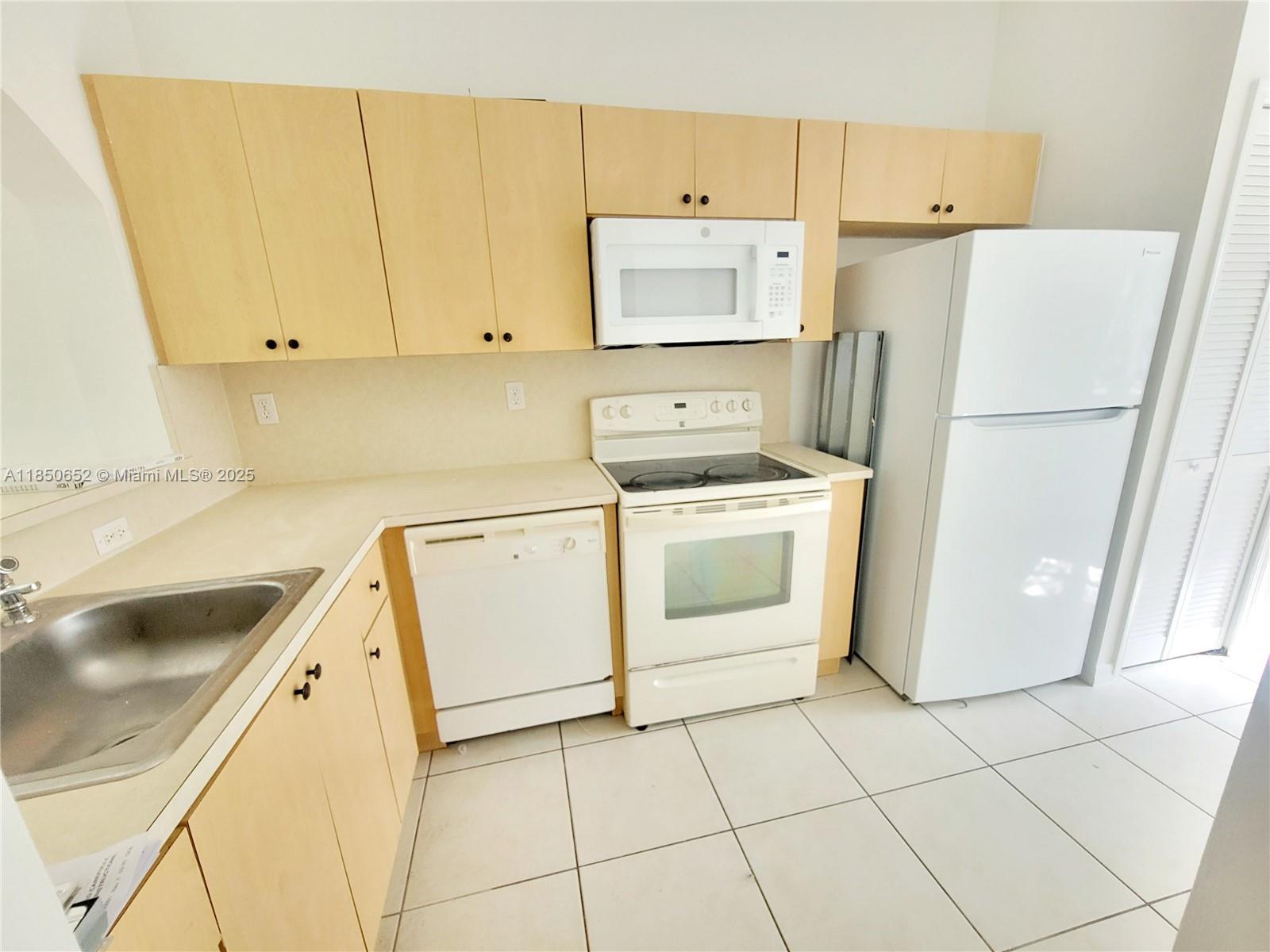 Property photo # 8