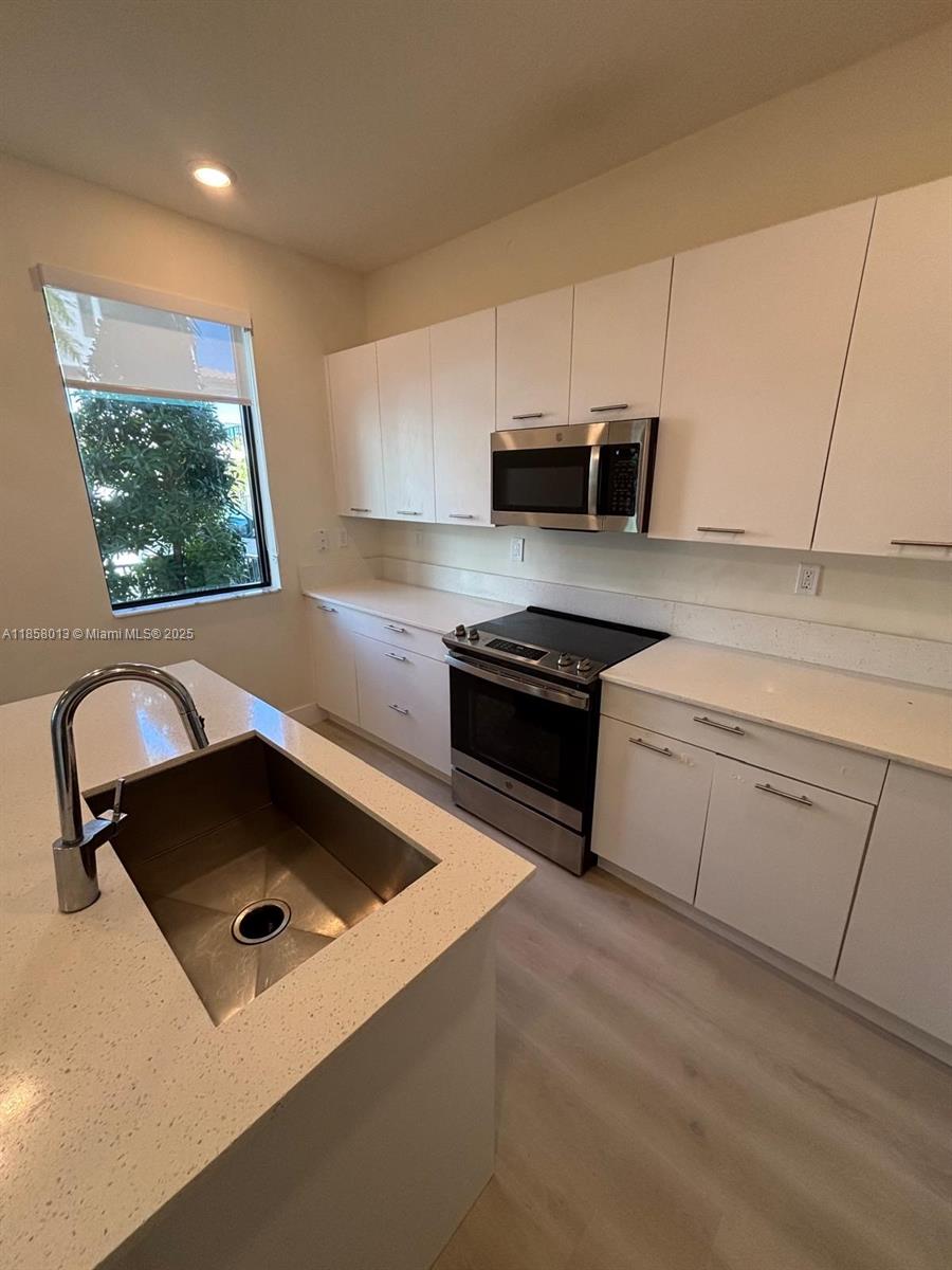 Property photo # 2