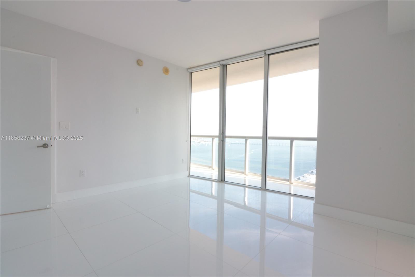 495 Brickell Ave #4005, Miami FL 33131