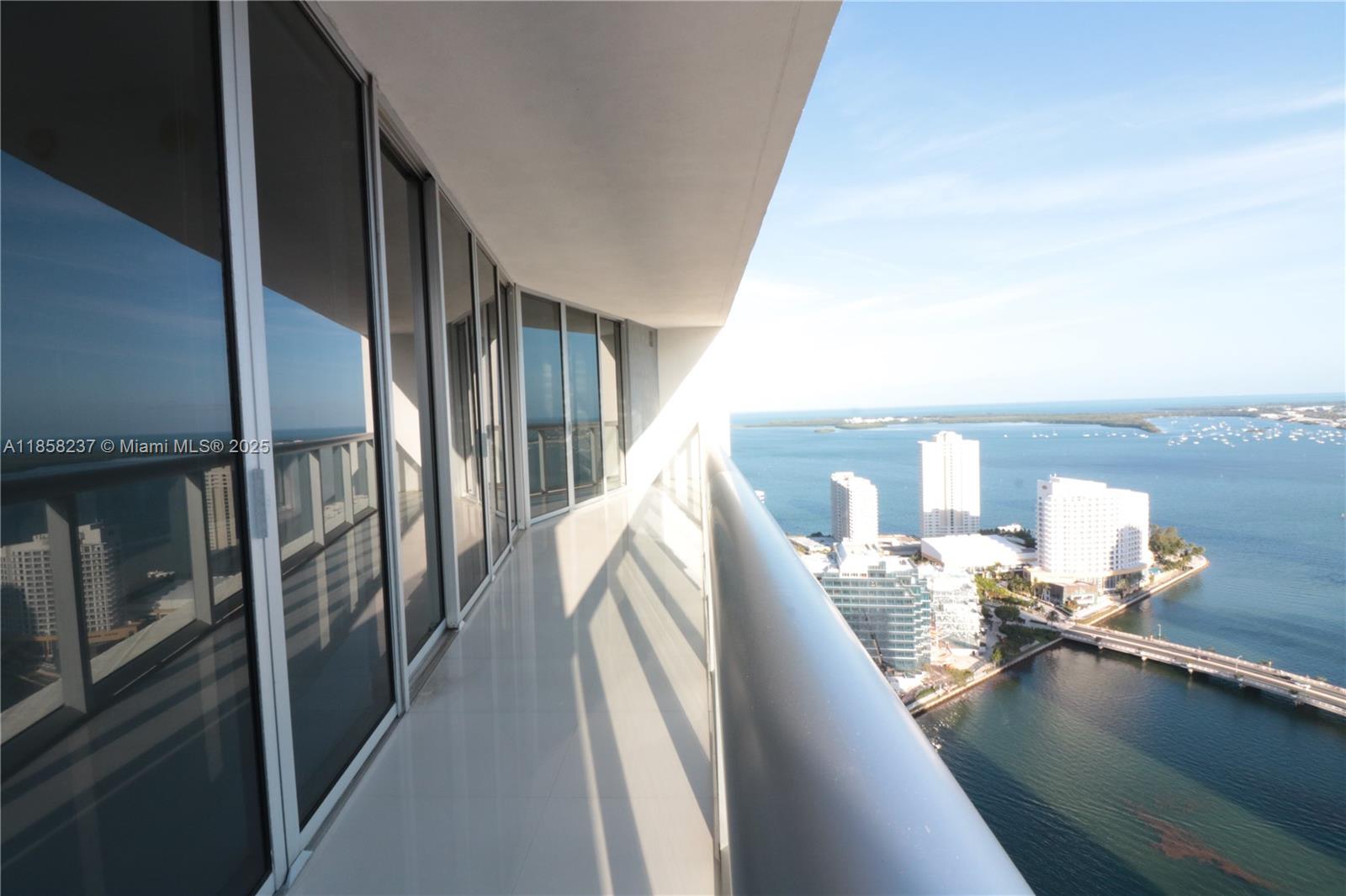495 Brickell Ave #4005, Miami FL 33131