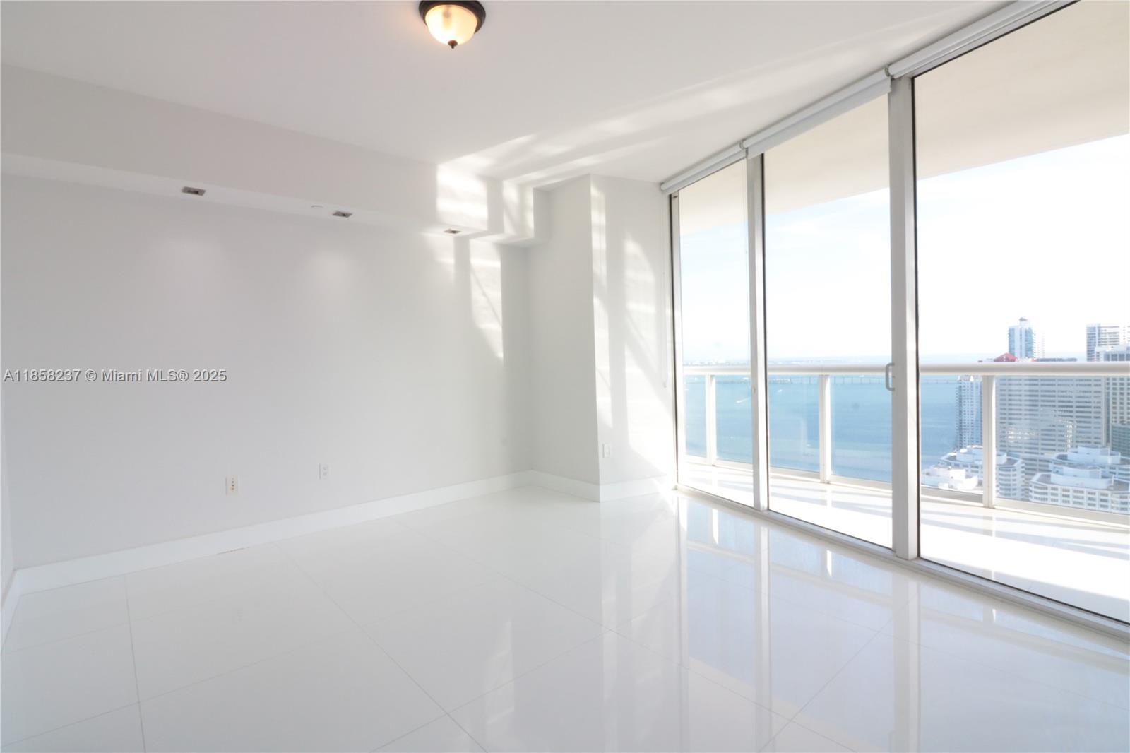 495 Brickell Ave #4005, Miami FL 33131