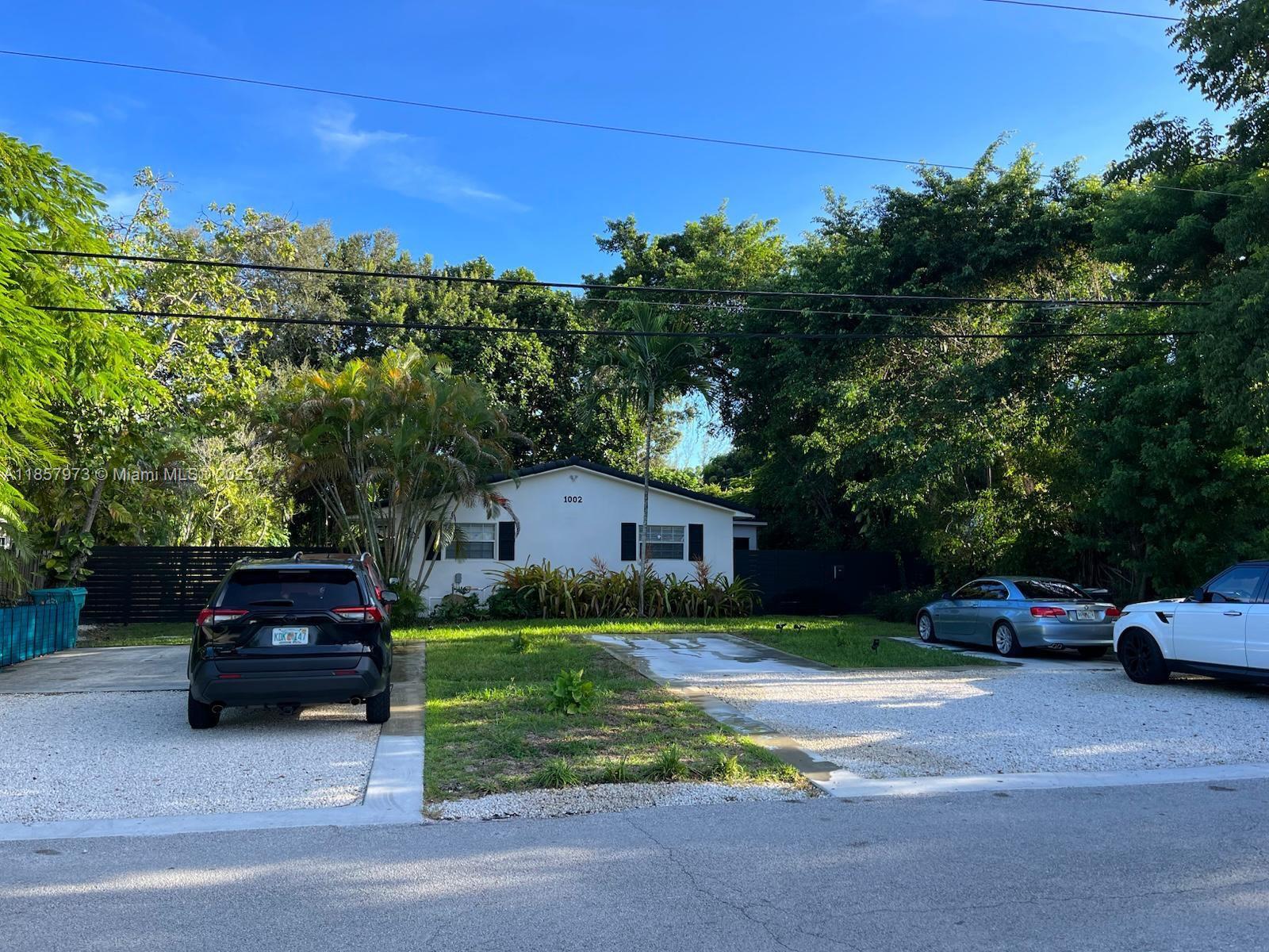 Property photo # 0