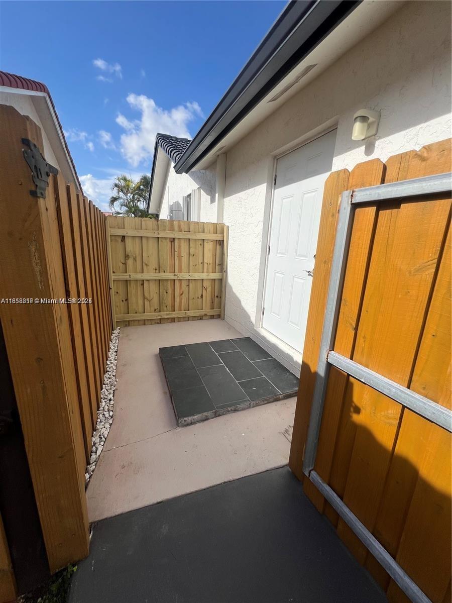 Property photo # 4