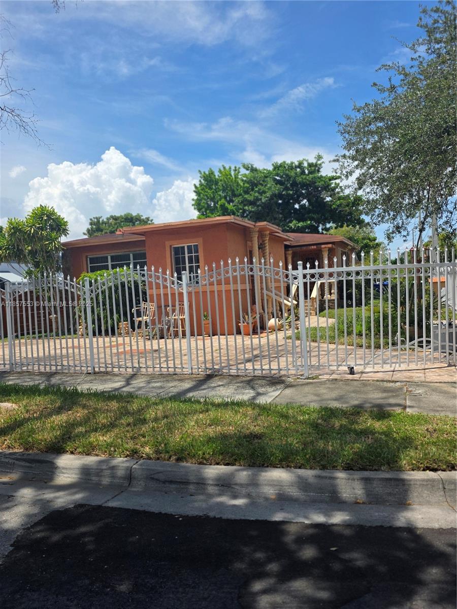 501 43rd St, Miami, Florida 33127