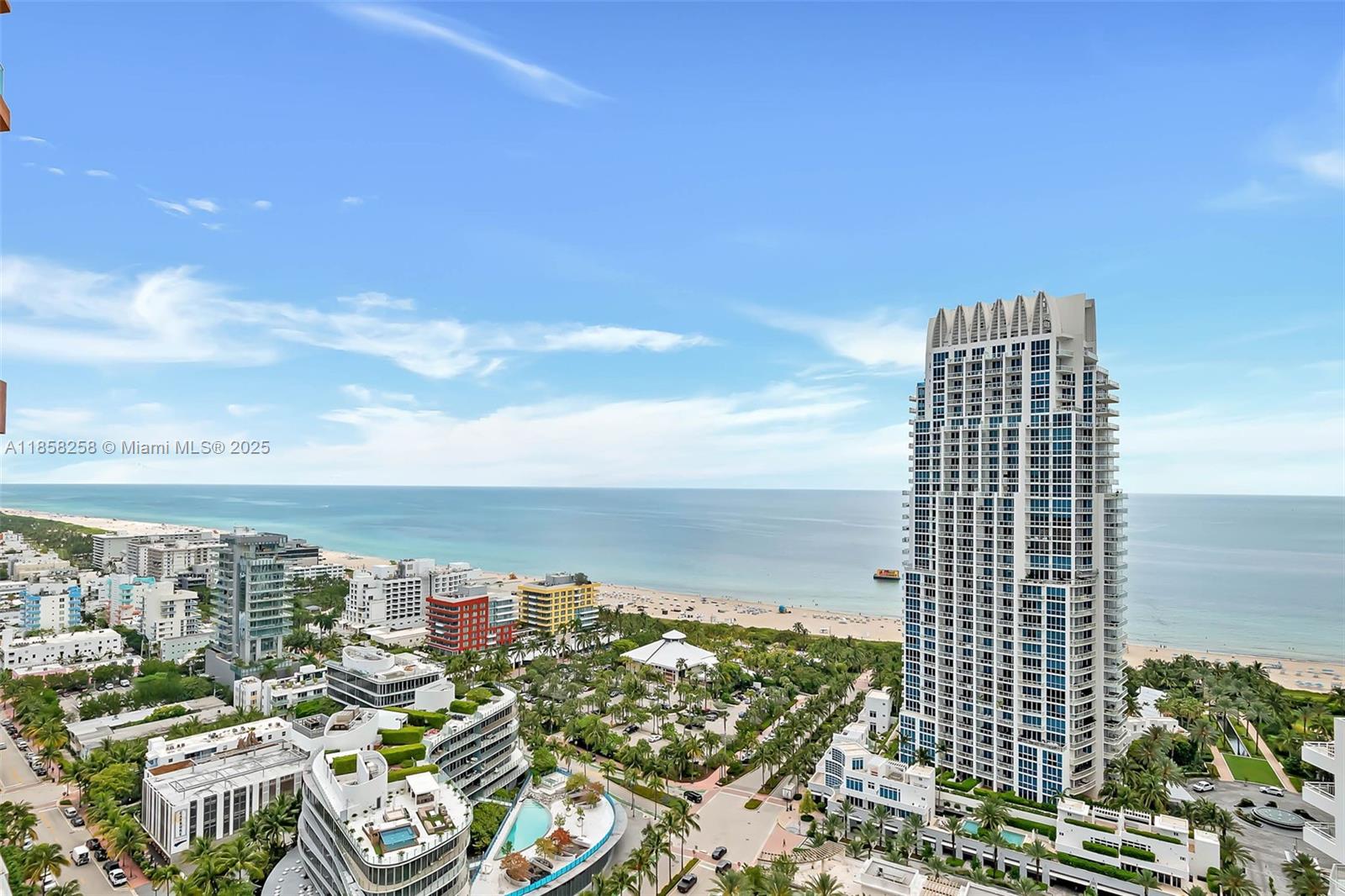 300 S Pointe Dr #2802, Miami Beach FL 33139