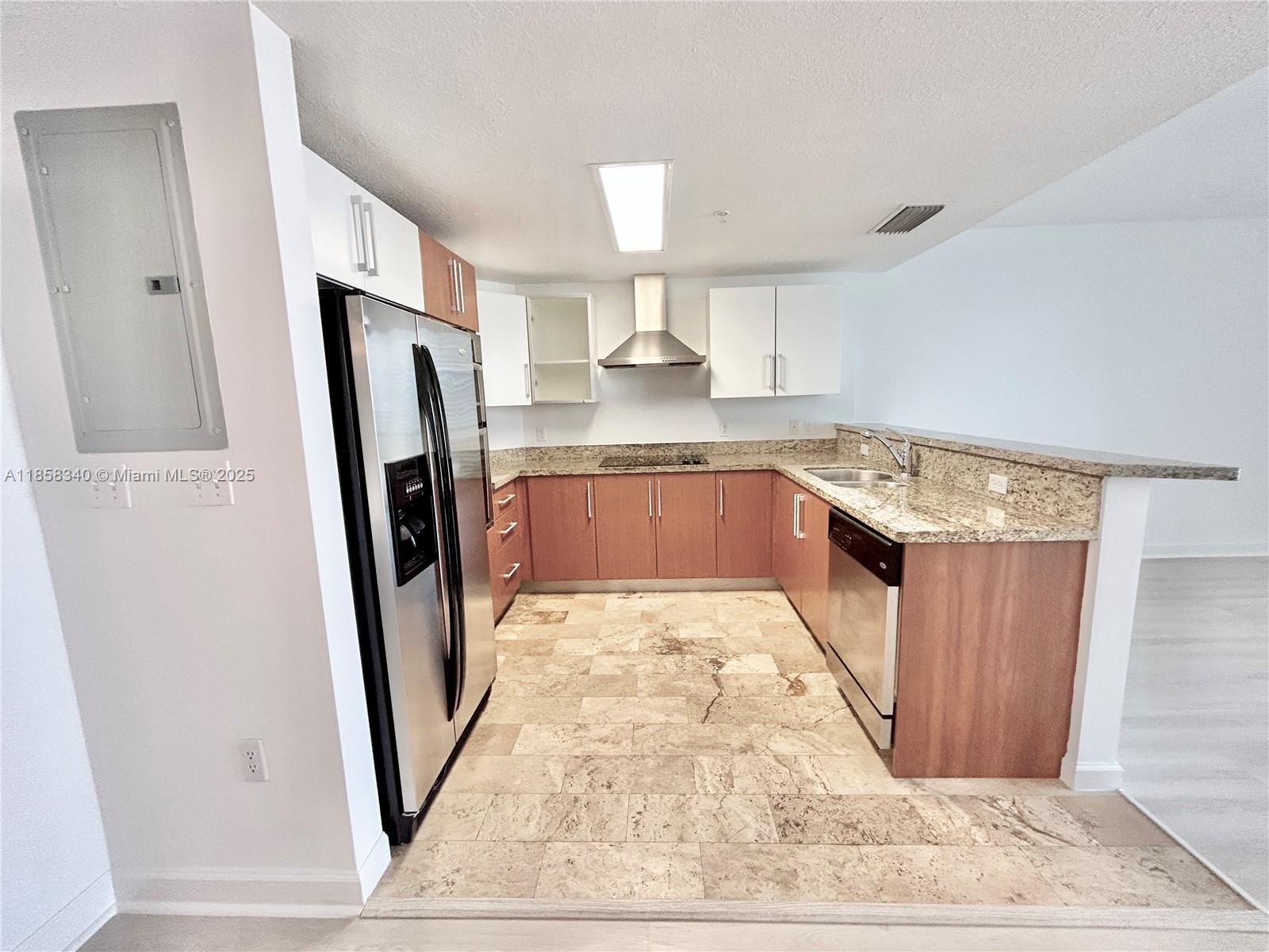 Property photo # 8